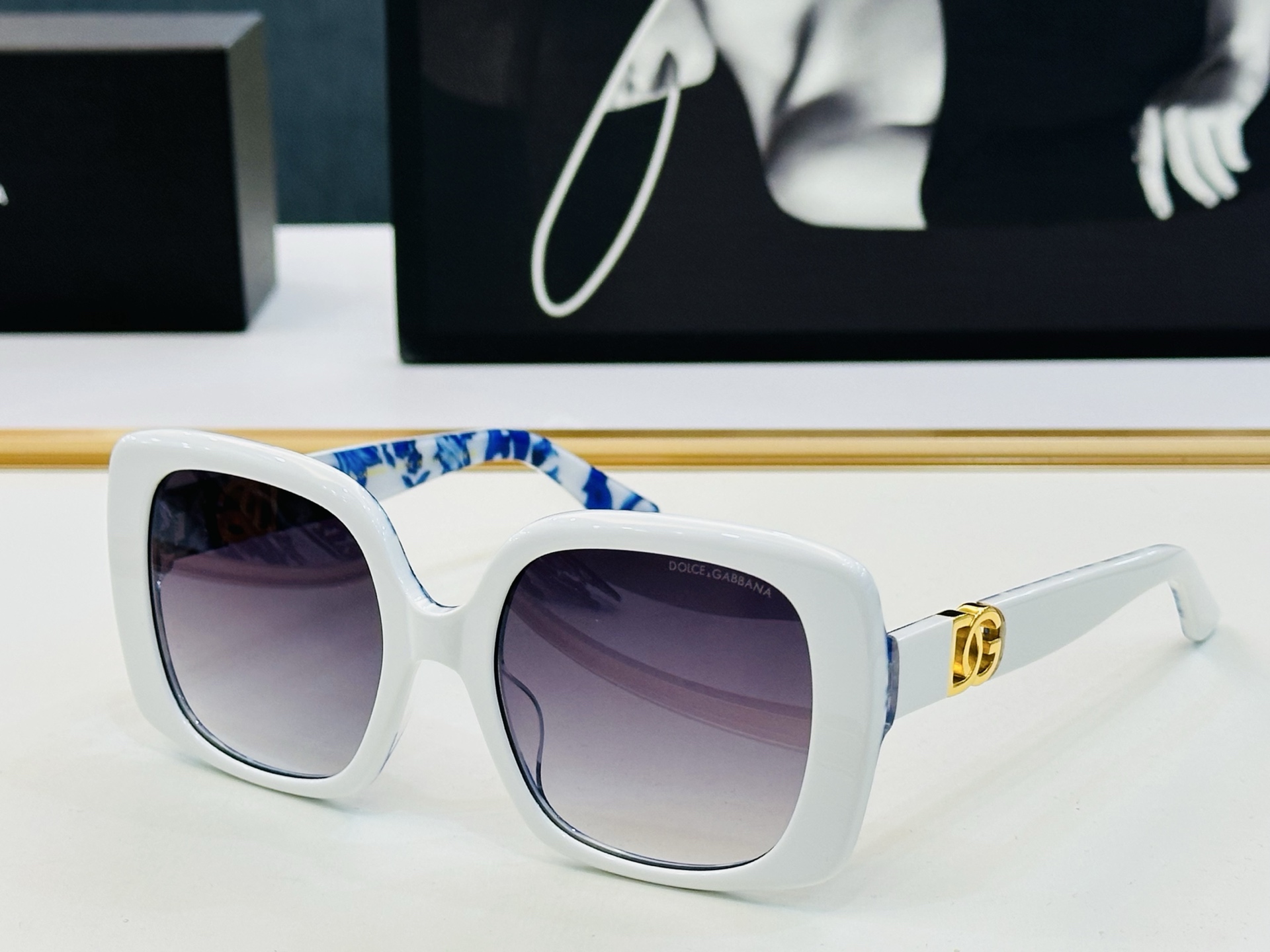 🆕 🔺DOLCE&GABBAN*🔻DG4475 Size：55口20-143 新颖独特🔝🔝b美艳绝伦