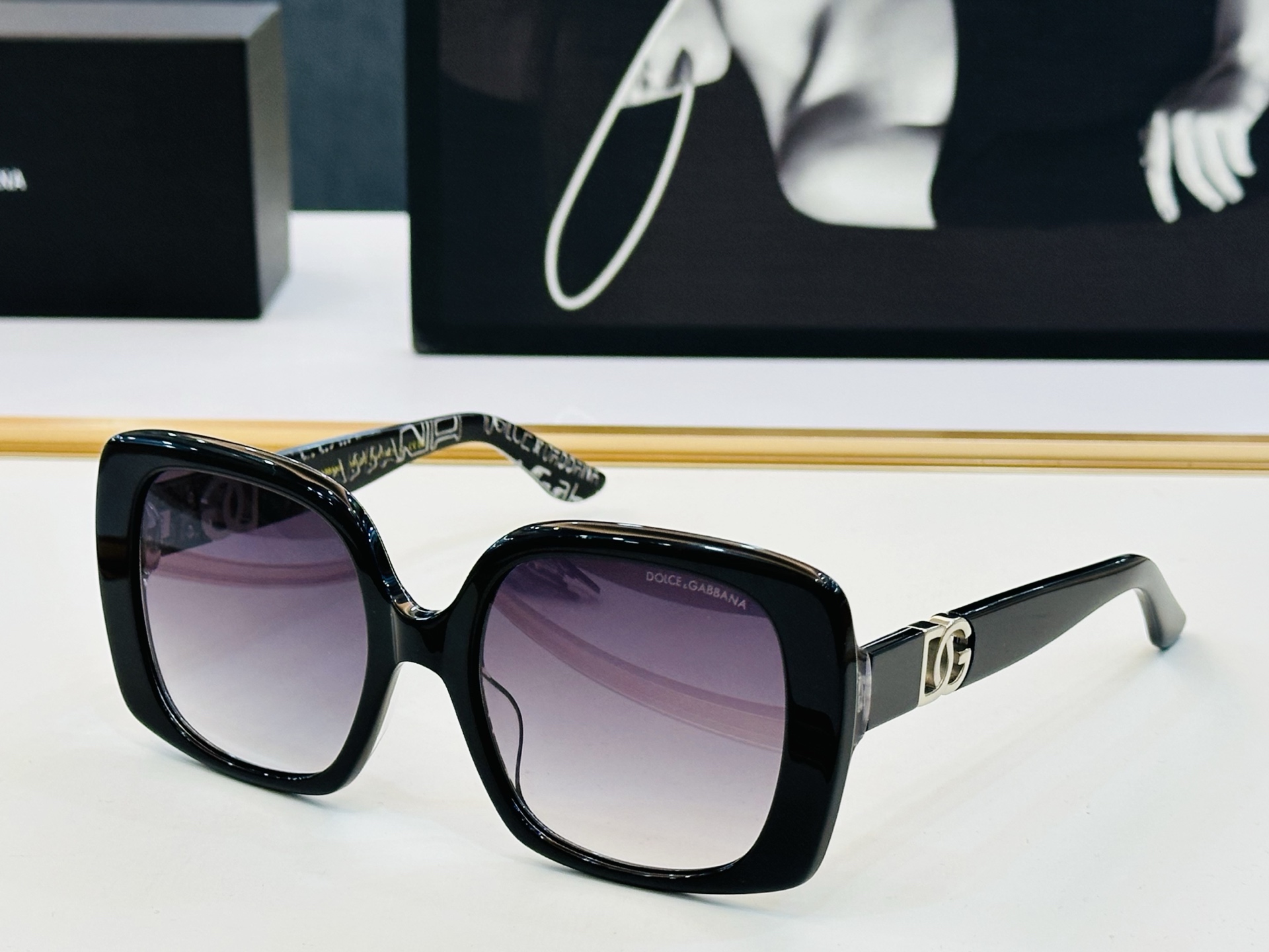 🆕 🔺DOLCE&GABBAN*🔻DG4475 Size：55口20-143 新颖独特🔝🔝b美艳绝伦