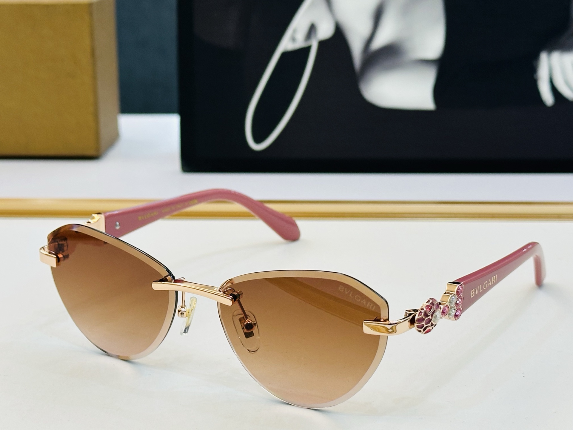 🆕款 官网同售 宝格家 BV1808 👍 Size ：57口16-145 绝对要买😎品质非常完美 b出街