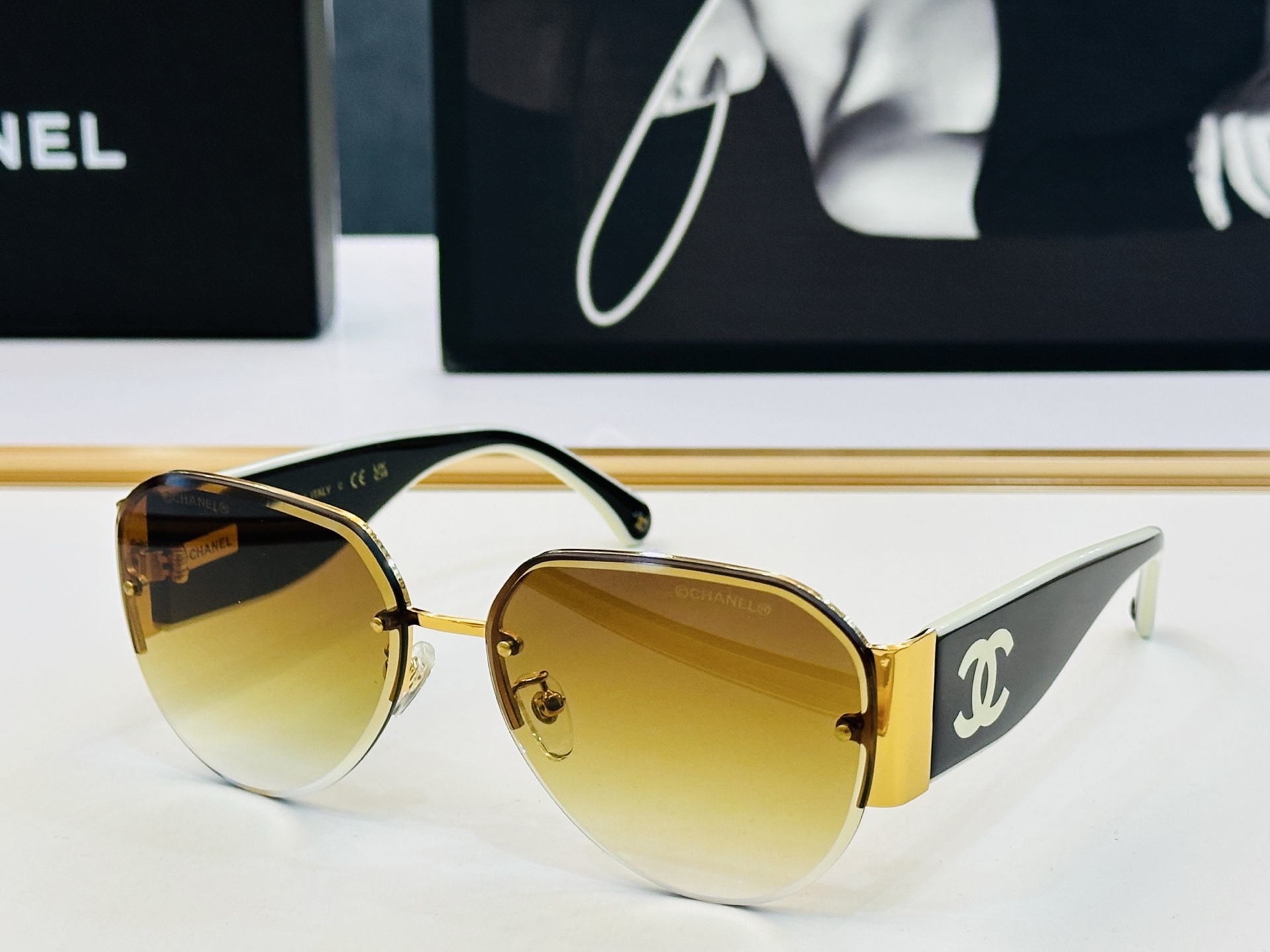 CHANE*香家 CH6657 SIZE：62口15-145 潮流爆款 太阳镜 😍😍高品质 佩戴舒适 b