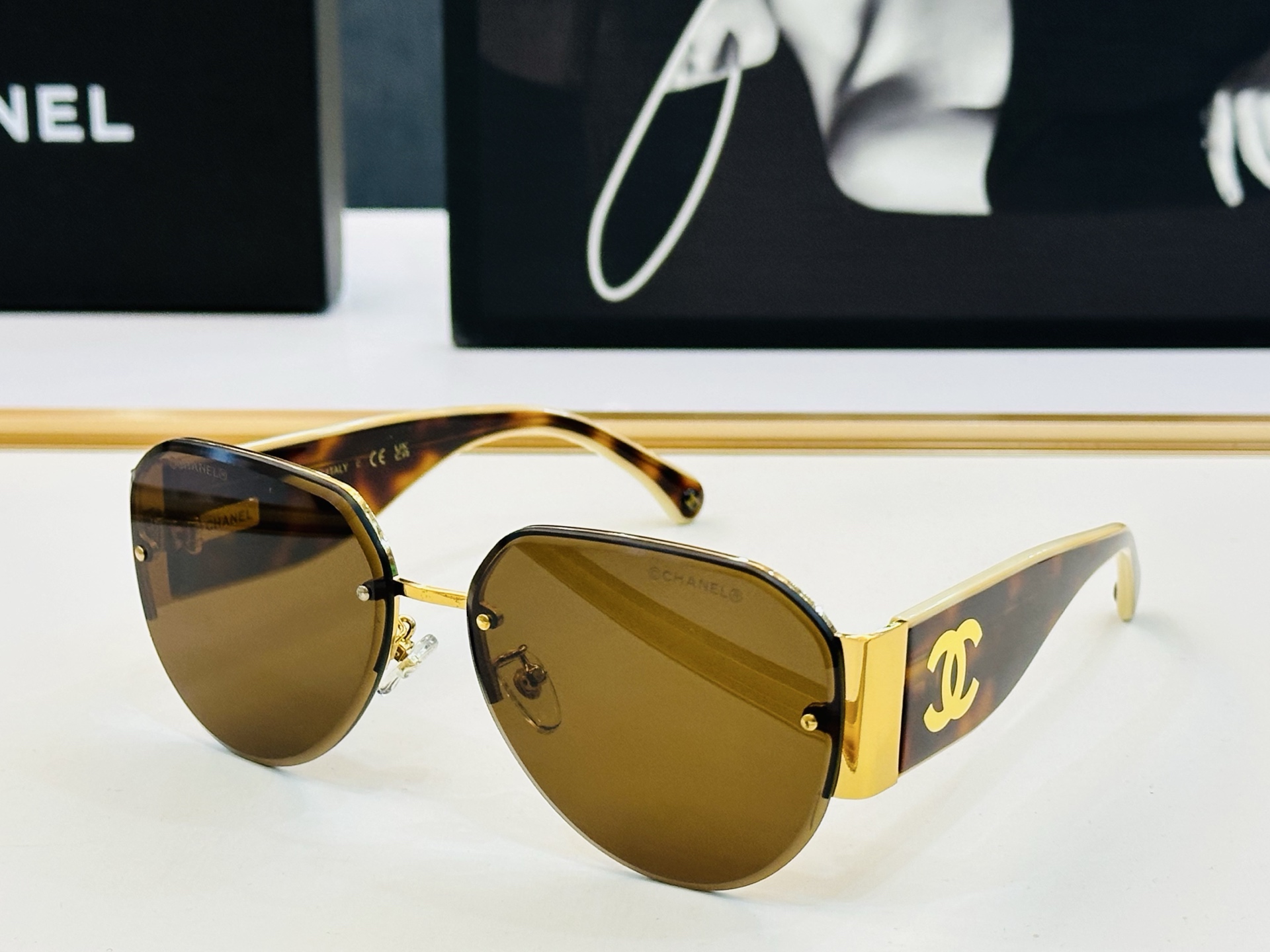 CHANE*香家 CH6657 SIZE：62口15-145 潮流爆款 太阳镜 😍😍高品质 佩戴舒适 b