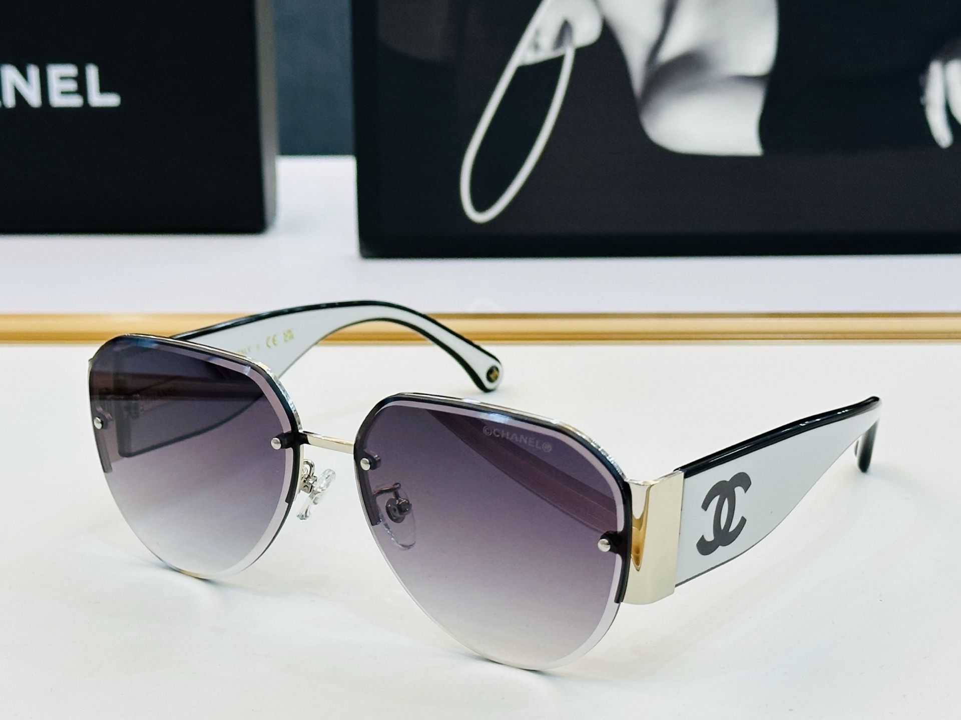 CHANE*香家 CH6657 SIZE：62口15-145 潮流爆款 太阳镜 😍😍高品质 佩戴舒适 b