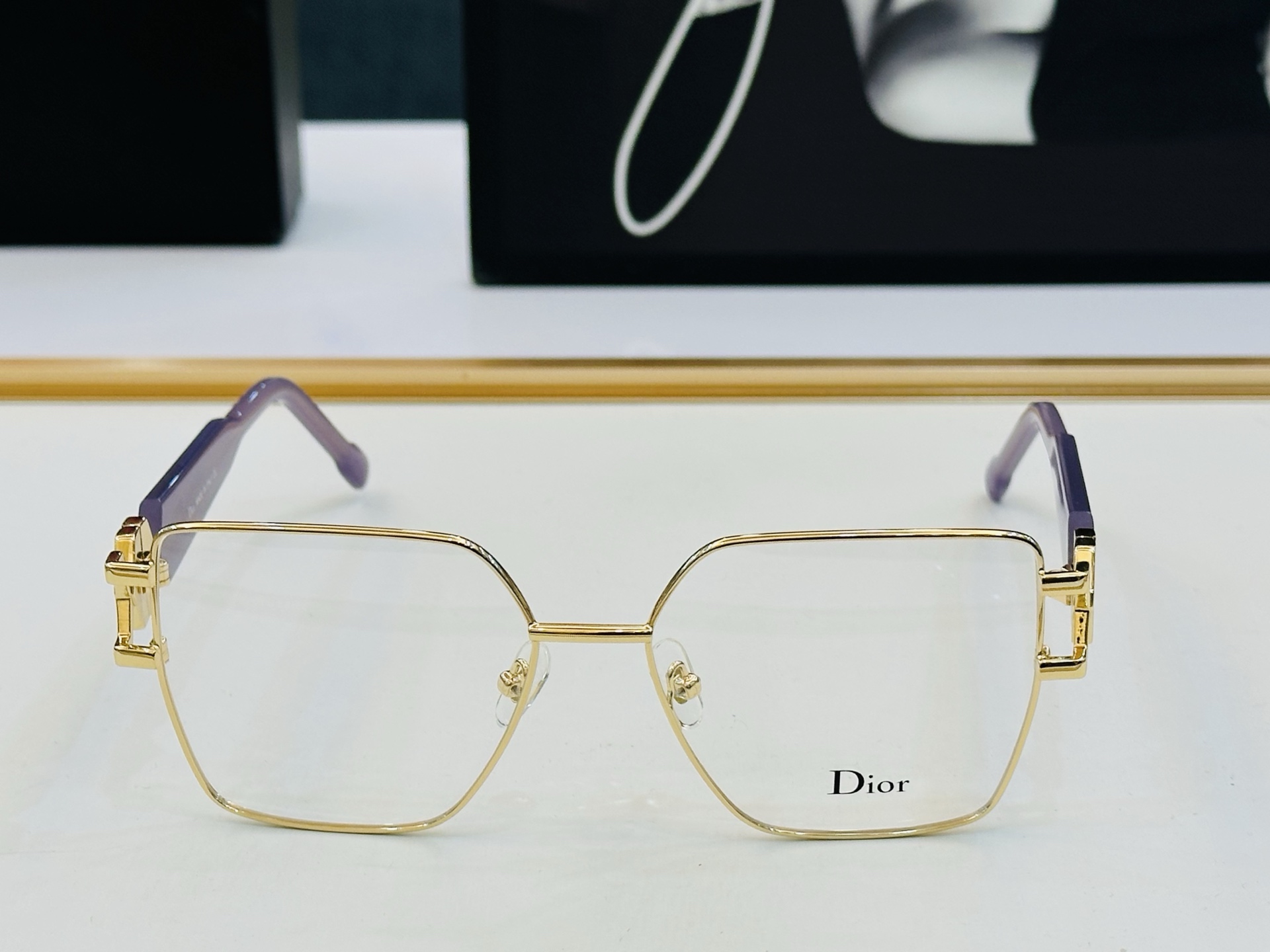 推荐 Dio* 迪家 VPS Size：55口16-140 时尚达人超爱💞 L时尚百搭 配光架