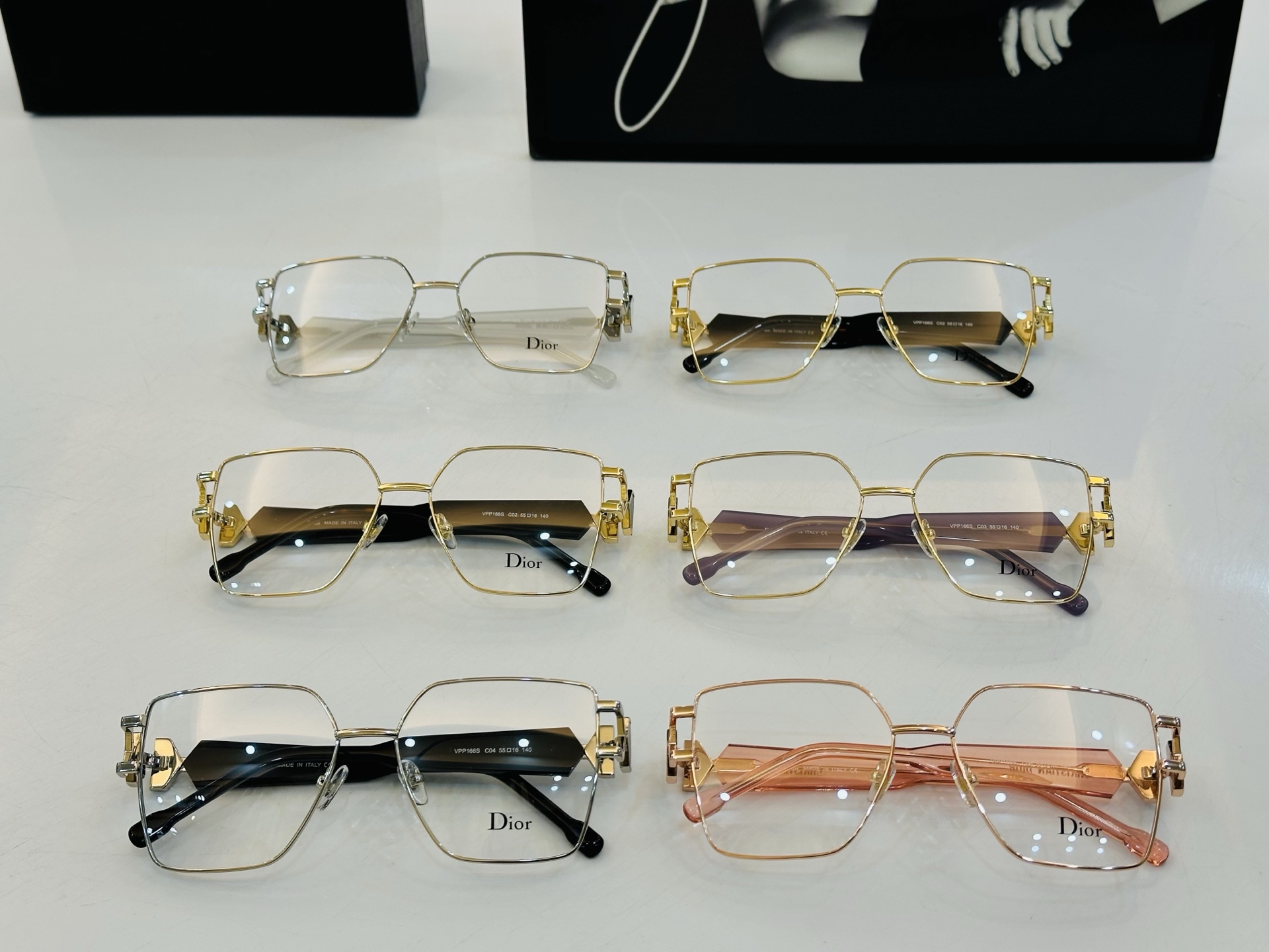 推荐 Dio* 迪家 VPS Size：55口16-140 时尚达人超爱💞 L时尚百搭 配光架