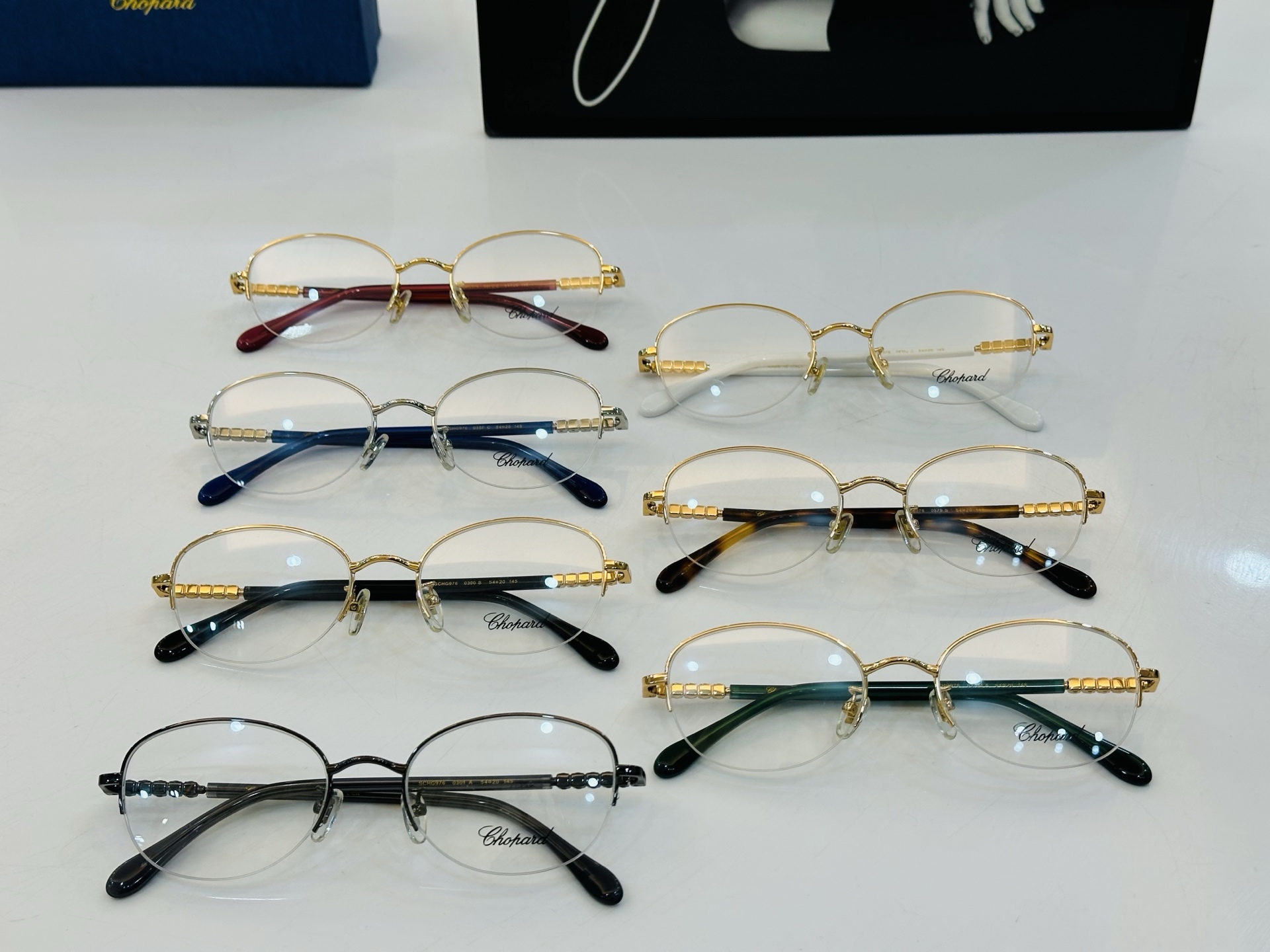 原版 ChoPard肖邦 MODEL: SCHG976 Size：54口20-145 以现代时尚的设计风