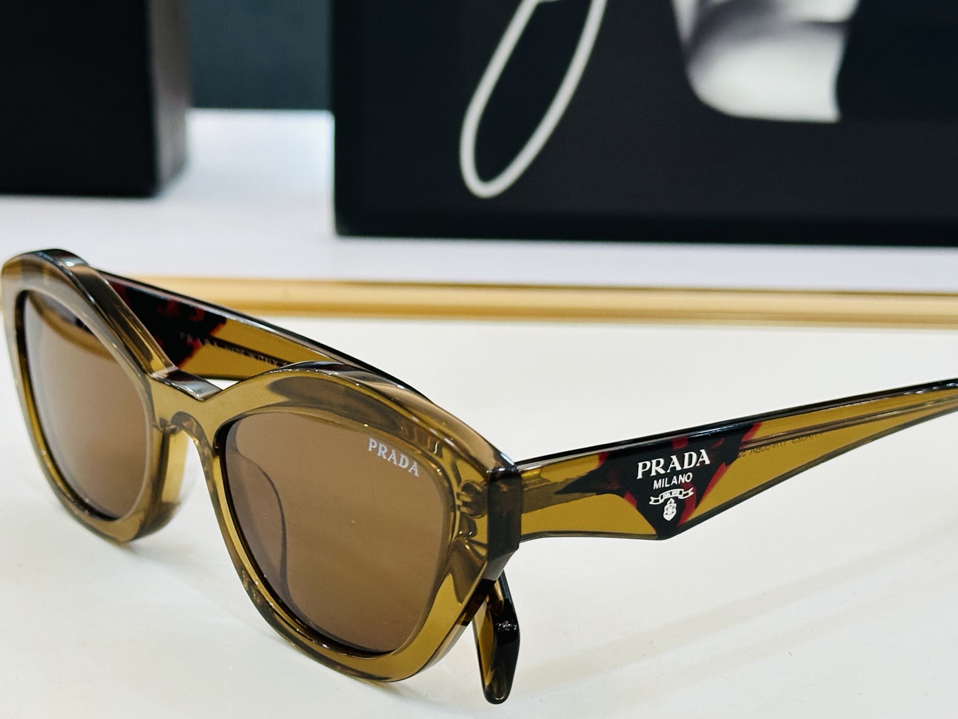 🔺PRAD*🔻普家 SPRA02 Size：52口19-145 眼镜系列堪称精湛制作 👍C太阳镜