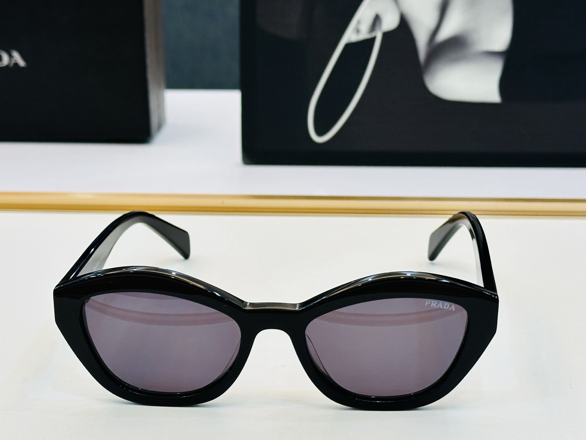 🔺PRAD*🔻普家 SPRA02 Size：52口19-145 眼镜系列堪称精湛制作 👍C太阳镜