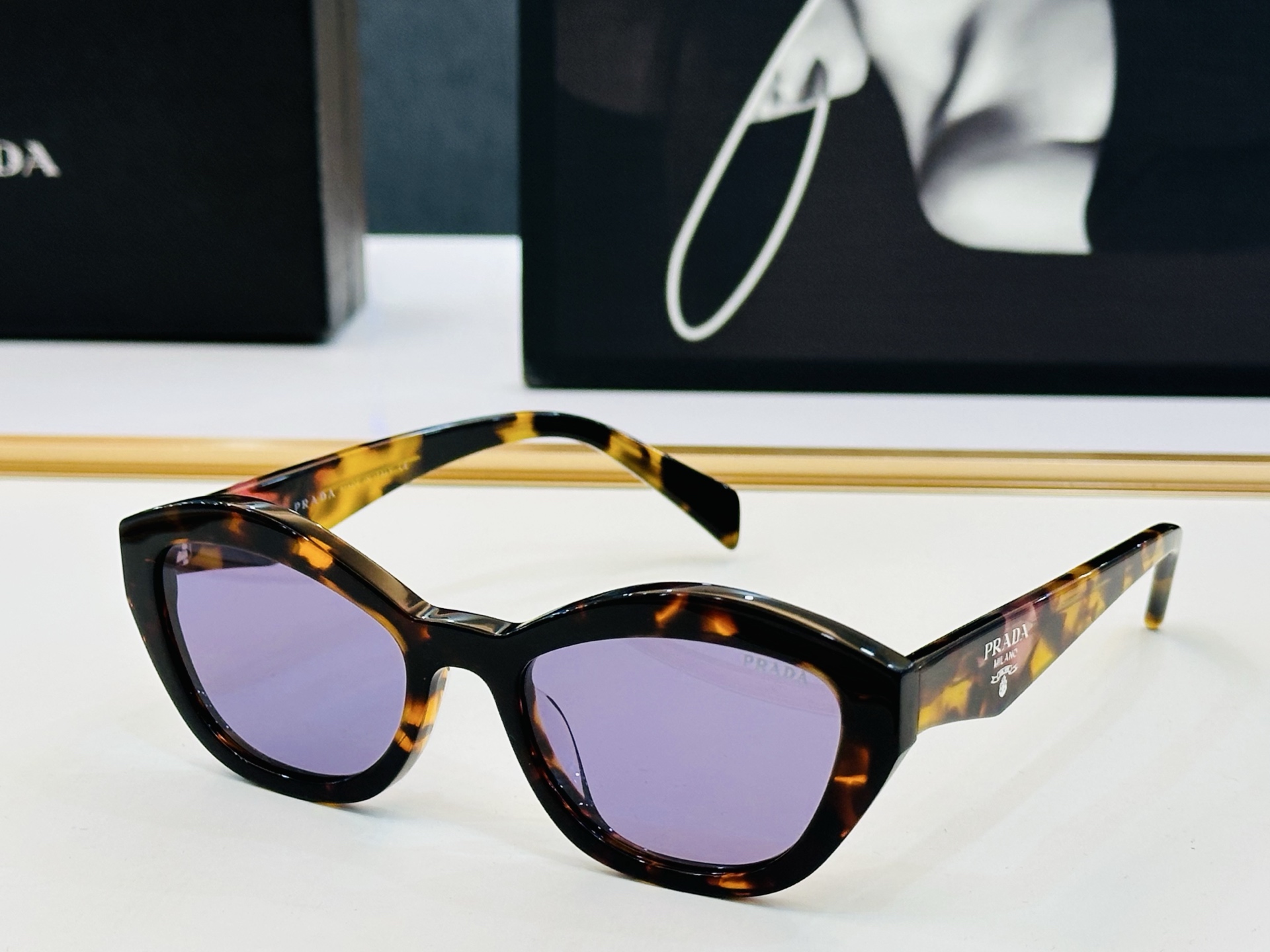 🔺PRAD*🔻普家 SPRA02 Size：52口19-145 眼镜系列堪称精湛制作 👍C太阳镜
