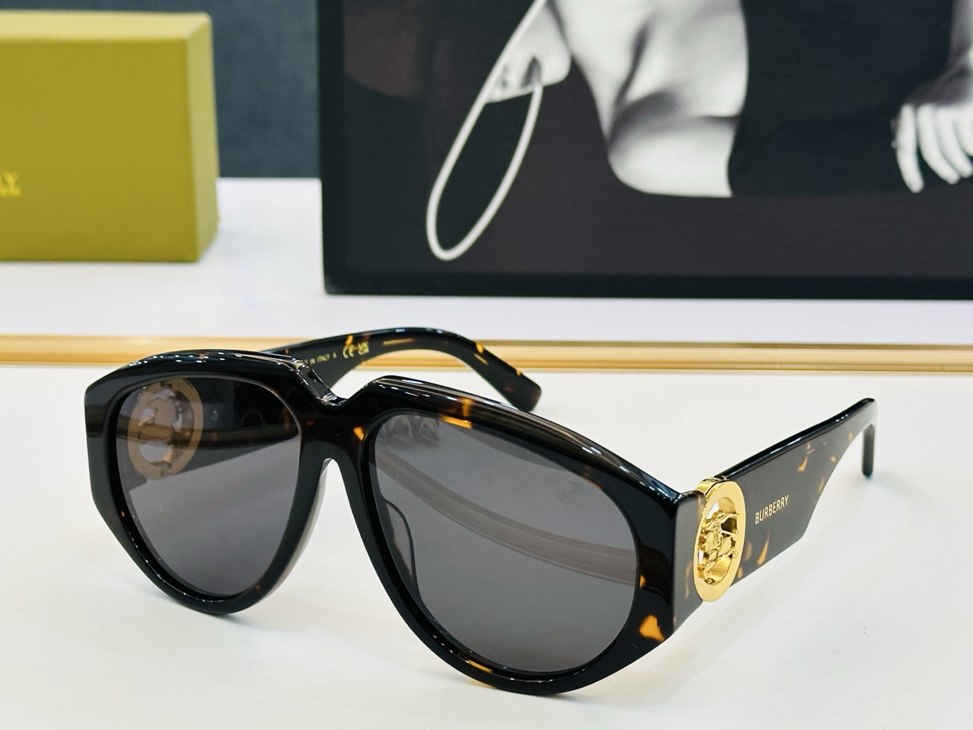 高品质✨BURBERR*✨ 巴家 BE4479U Size：60口15-140 女款太阳眼镜[得意]🌲🌲