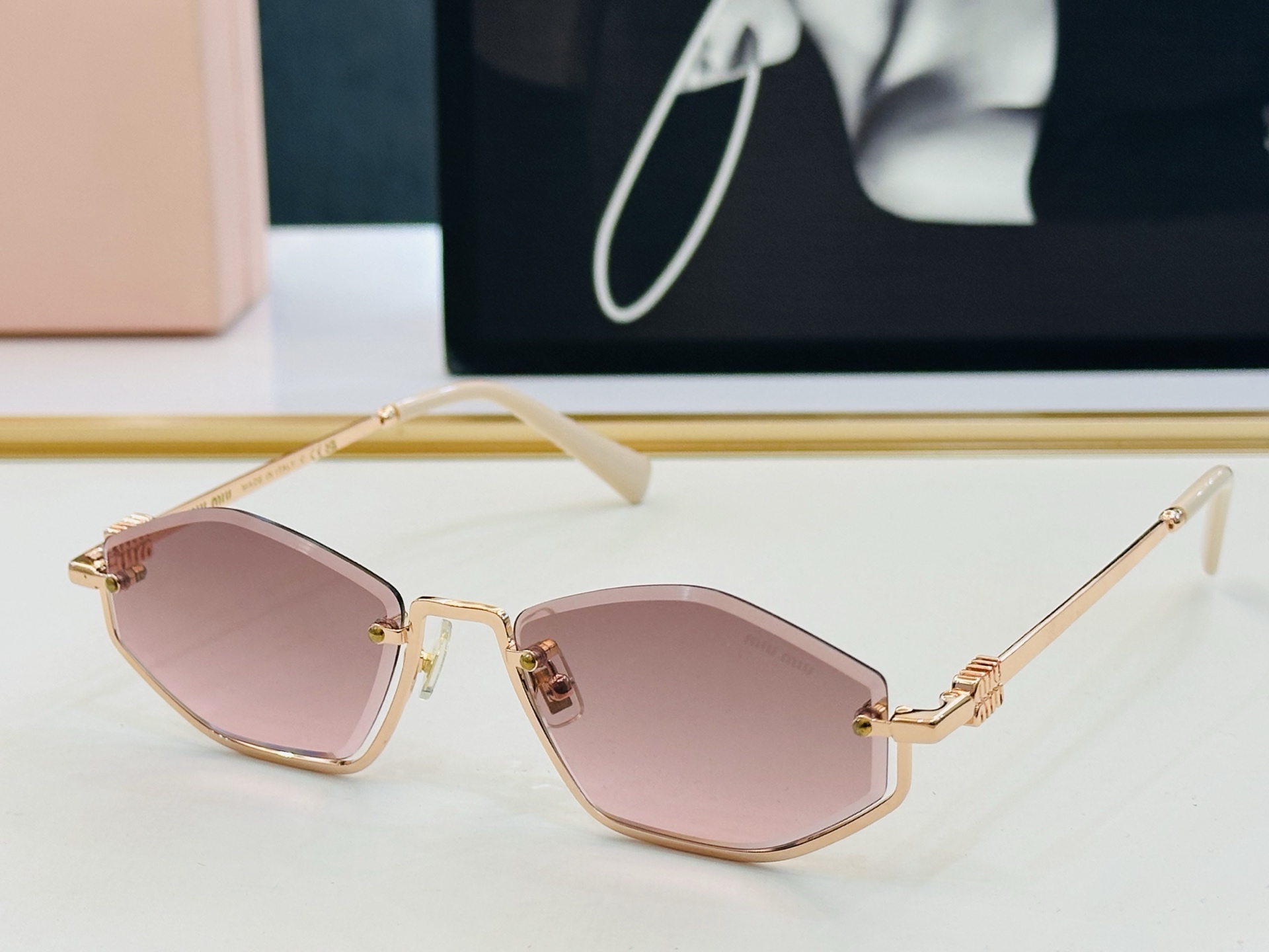 🆕 谬家 SMU 1746S Size：55口18-145 🌺🌺 [玫瑰][闪电] 时尚靓丽 得意][得