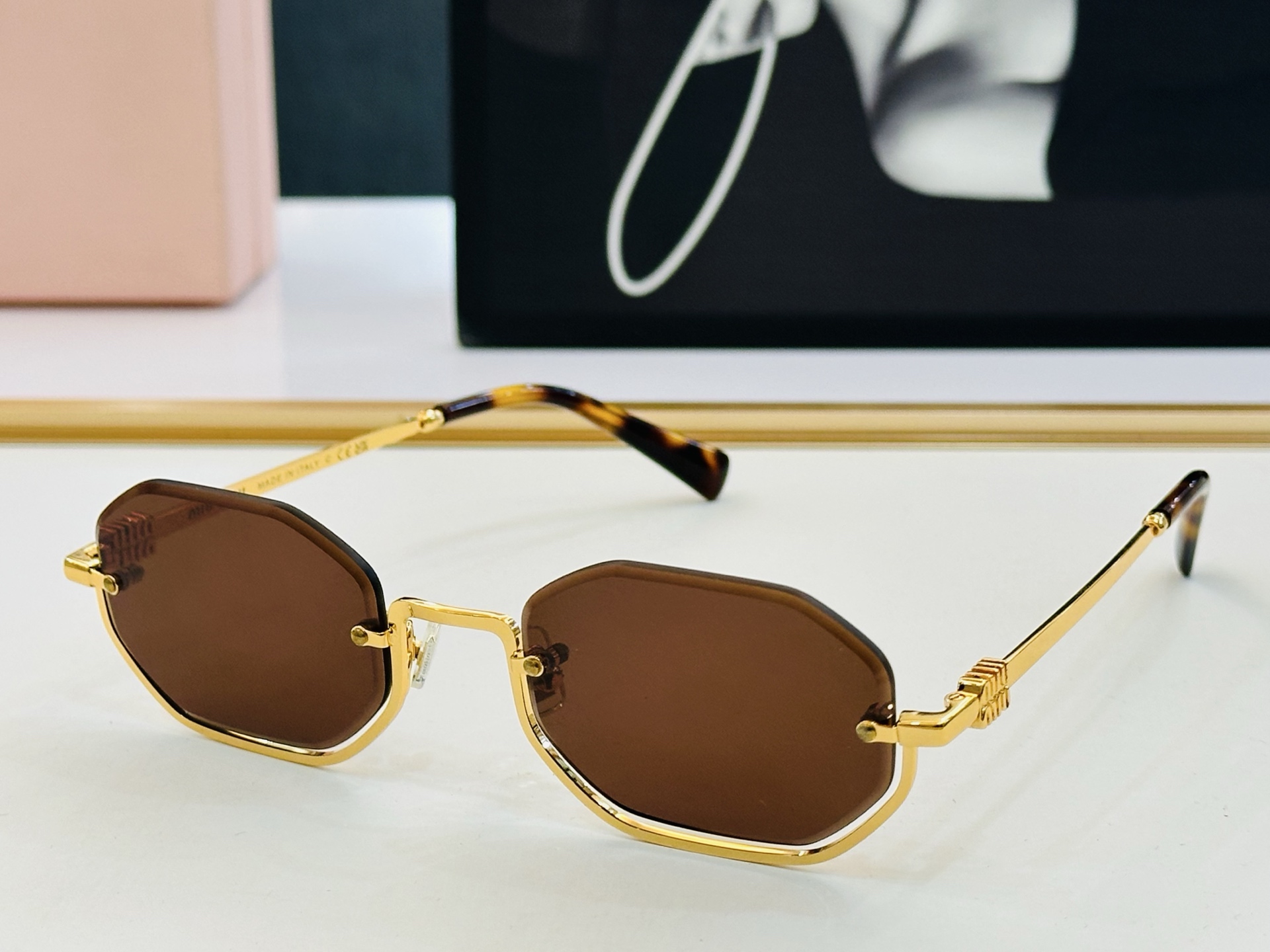 🆕 谬家 SMU 1747S Size：52口23-145 🌺🌺 [玫瑰][闪电] 时尚靓丽 得意][得