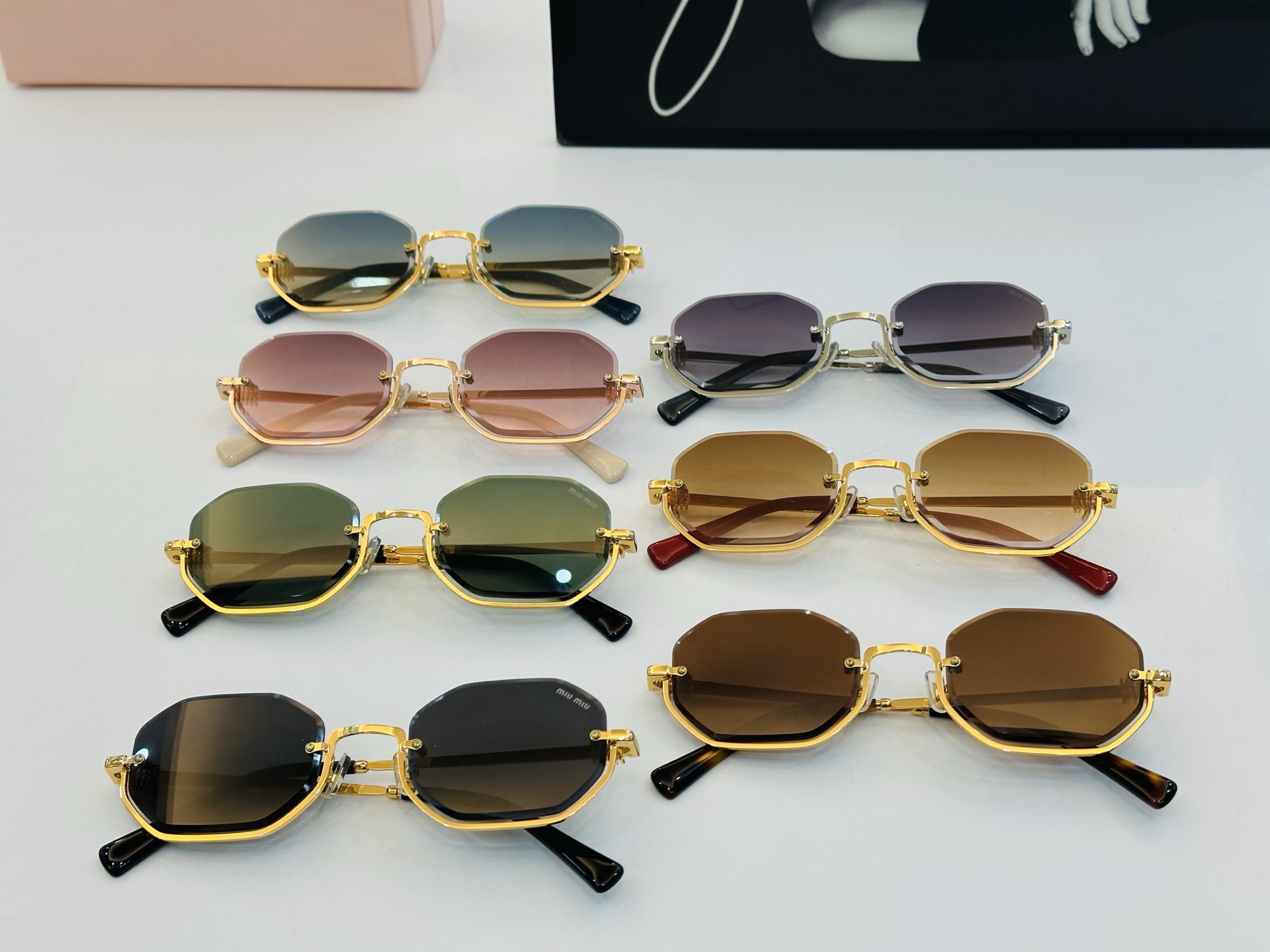 🆕 谬家 SMU 1747S Size：52口23-145 🌺🌺 [玫瑰][闪电] 时尚靓丽 得意][得