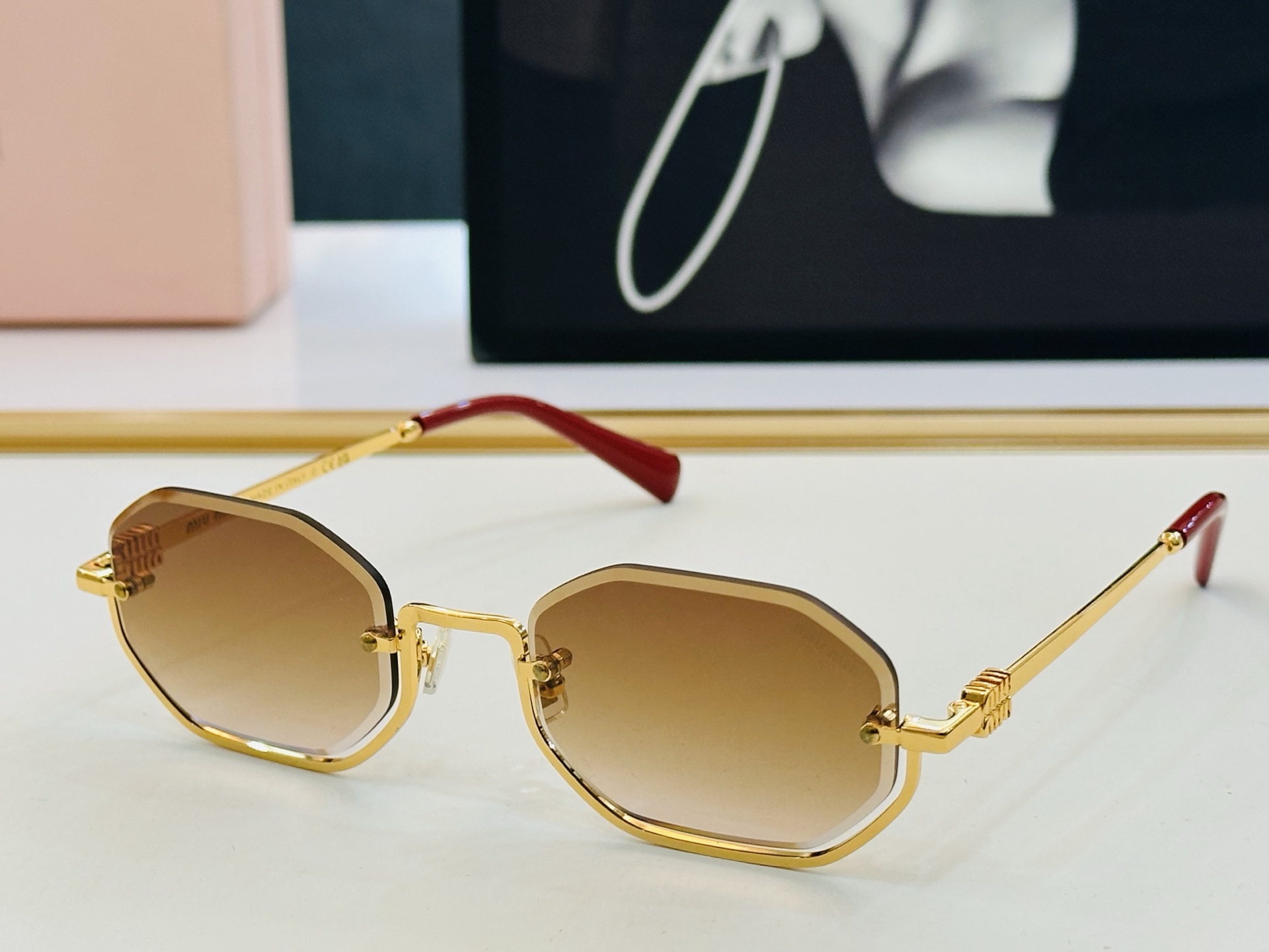 🆕 谬家 SMU 1747S Size：52口23-145 🌺🌺 [玫瑰][闪电] 时尚靓丽 得意][得