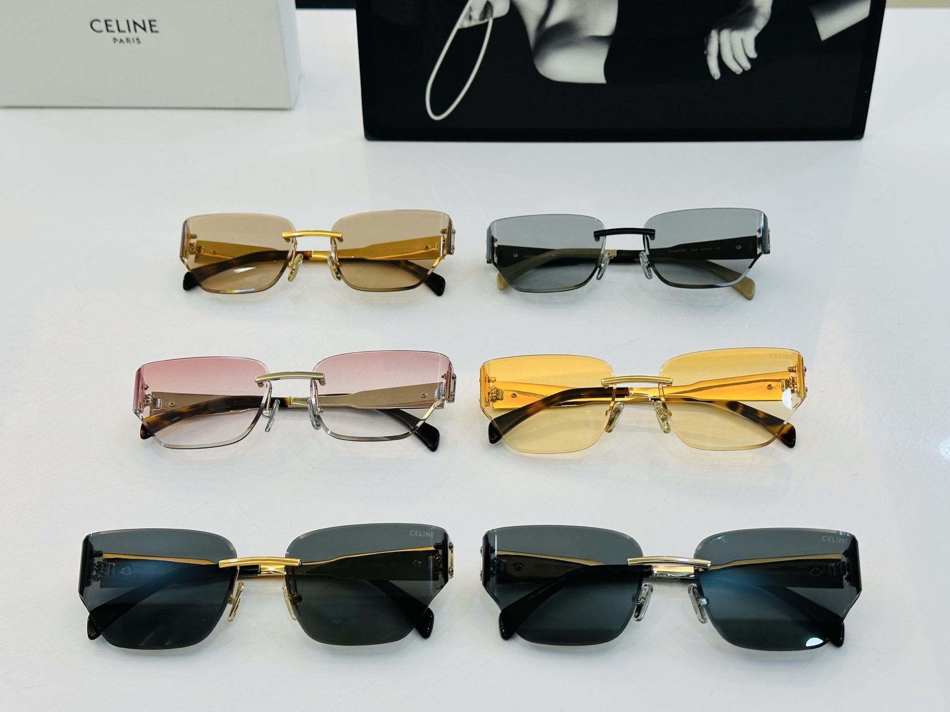 【CELINE】赛琳 CL42135 Size：63口18-143 一直热销的款式，欧美风 光泽度好 Y