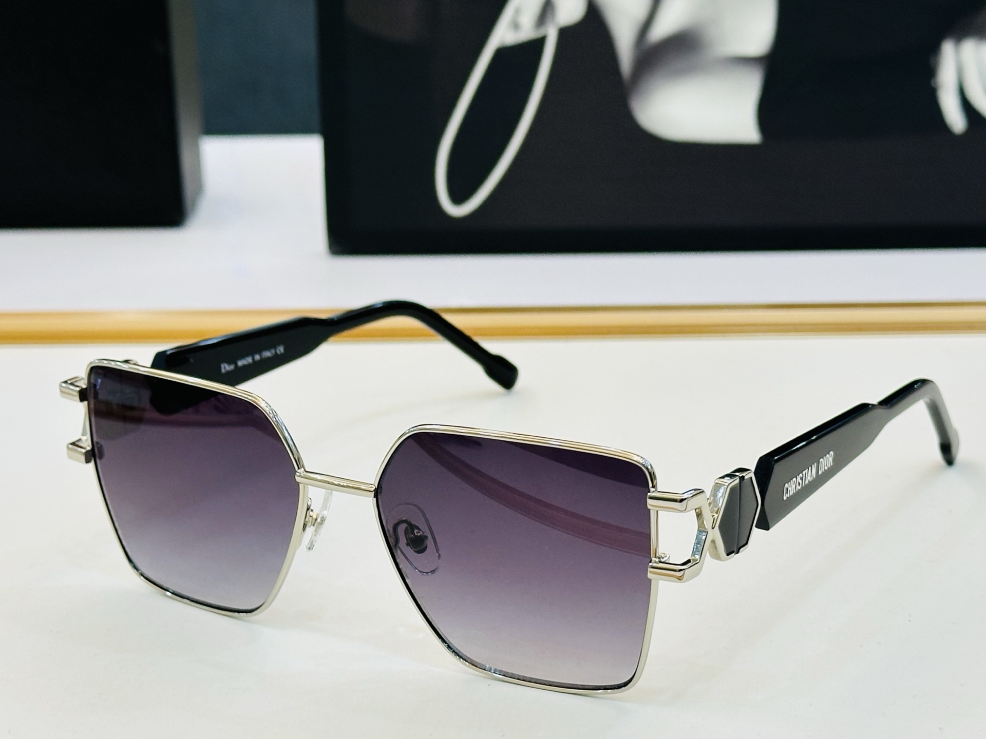 推荐 Dio* 迪家 VPS Size：55口16-140 时尚达人超爱💞 L时尚百搭 太阳镜