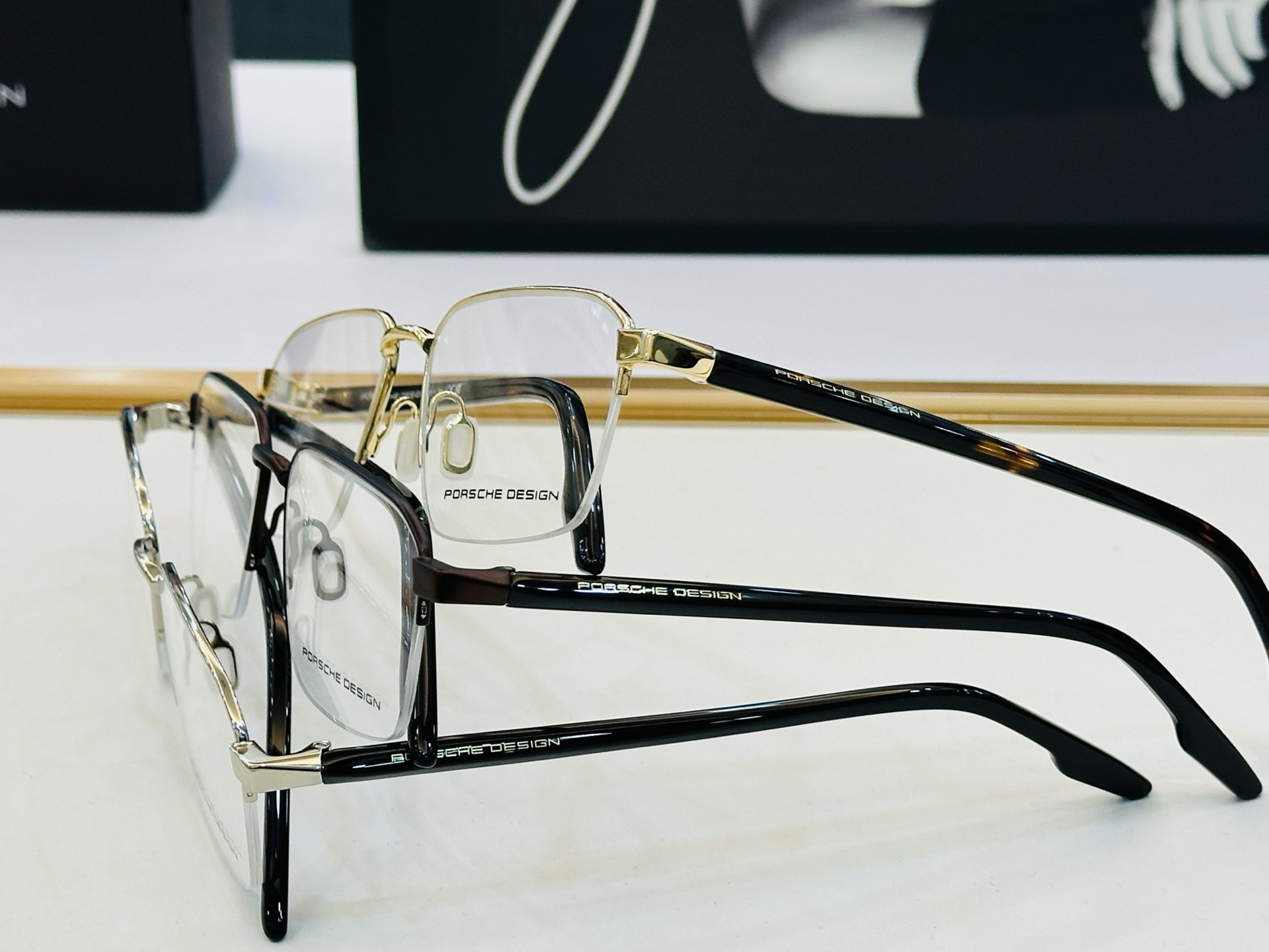 🌞保时家 Size：55口18-145 高档金属 💝[得意]超轻款 Z配光镜