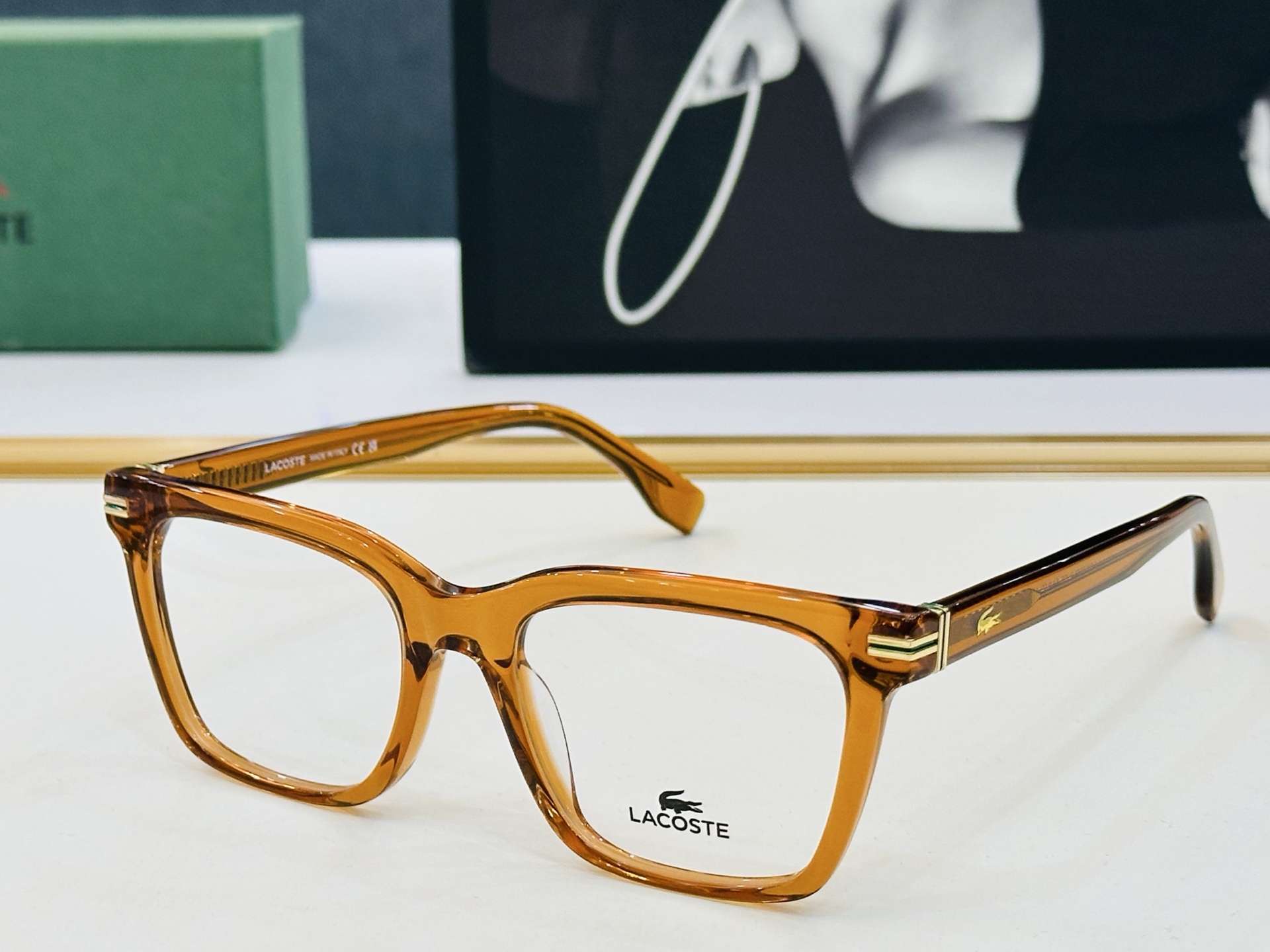 🆕 鳄鱼 LACOSTE 最新款L6056 Size：54口19-145 💫💫时尚舒适 💍Z超轻 配光架