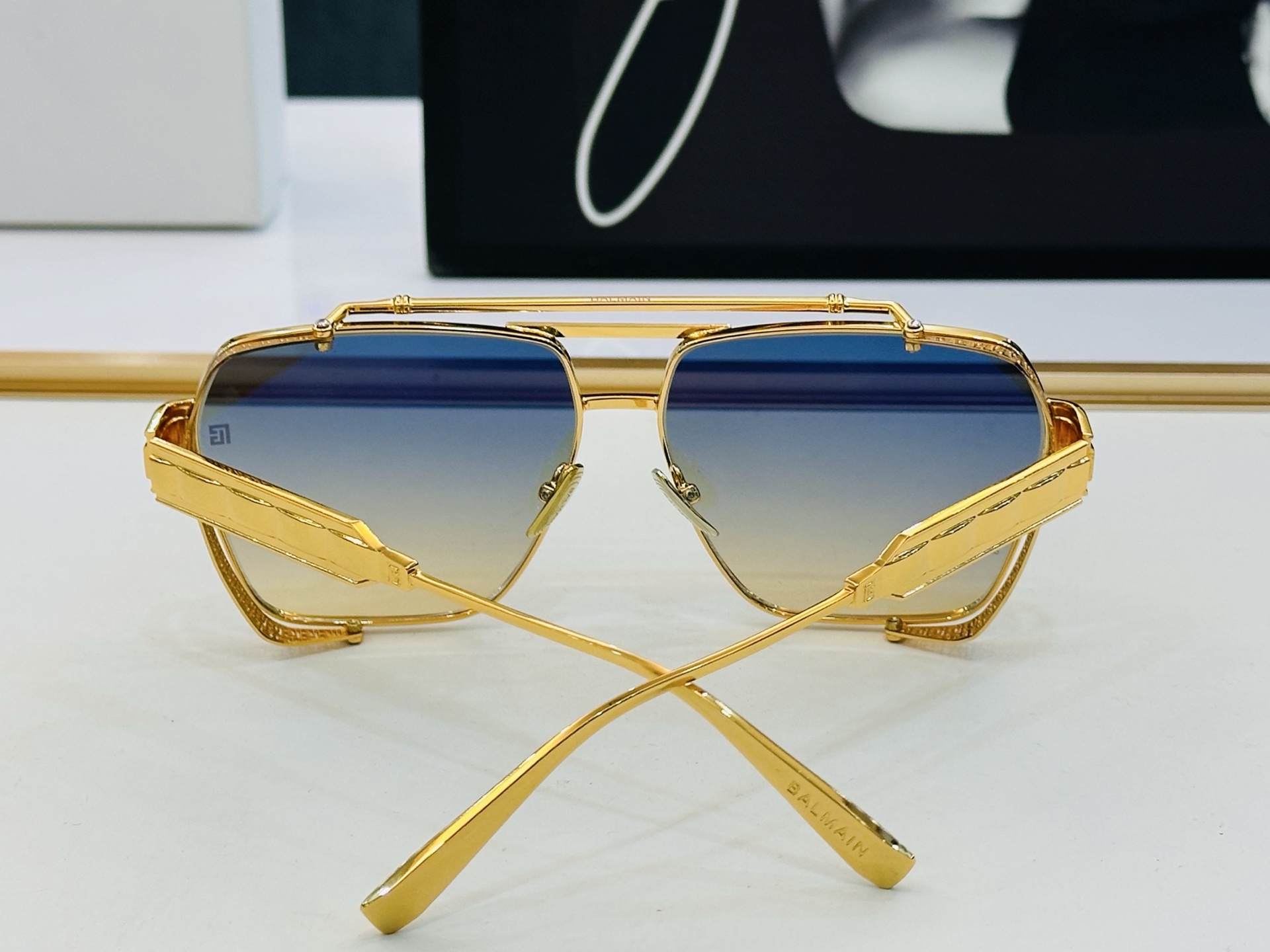 🆕 Balmain巴尔曼🌞男女款太阳镜BPS-155A内镀蓝膜 Size：62口13-143 🇨🇳🇨🇳🇨