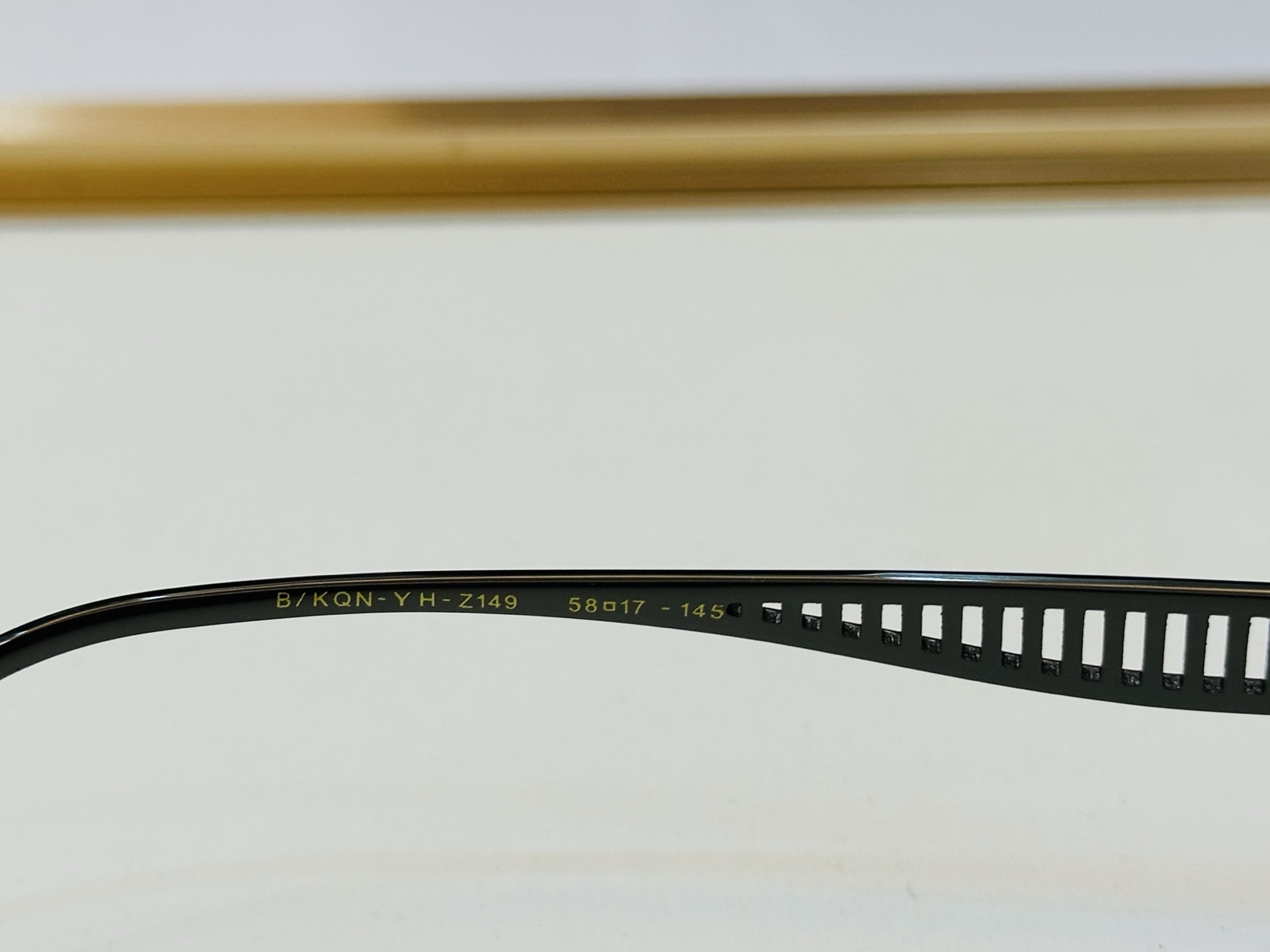 高品质 迈巴赫 🎉🎉做工精美💕💕MAYBAC*H Z149 Size：58口17-145 质感十足 XL