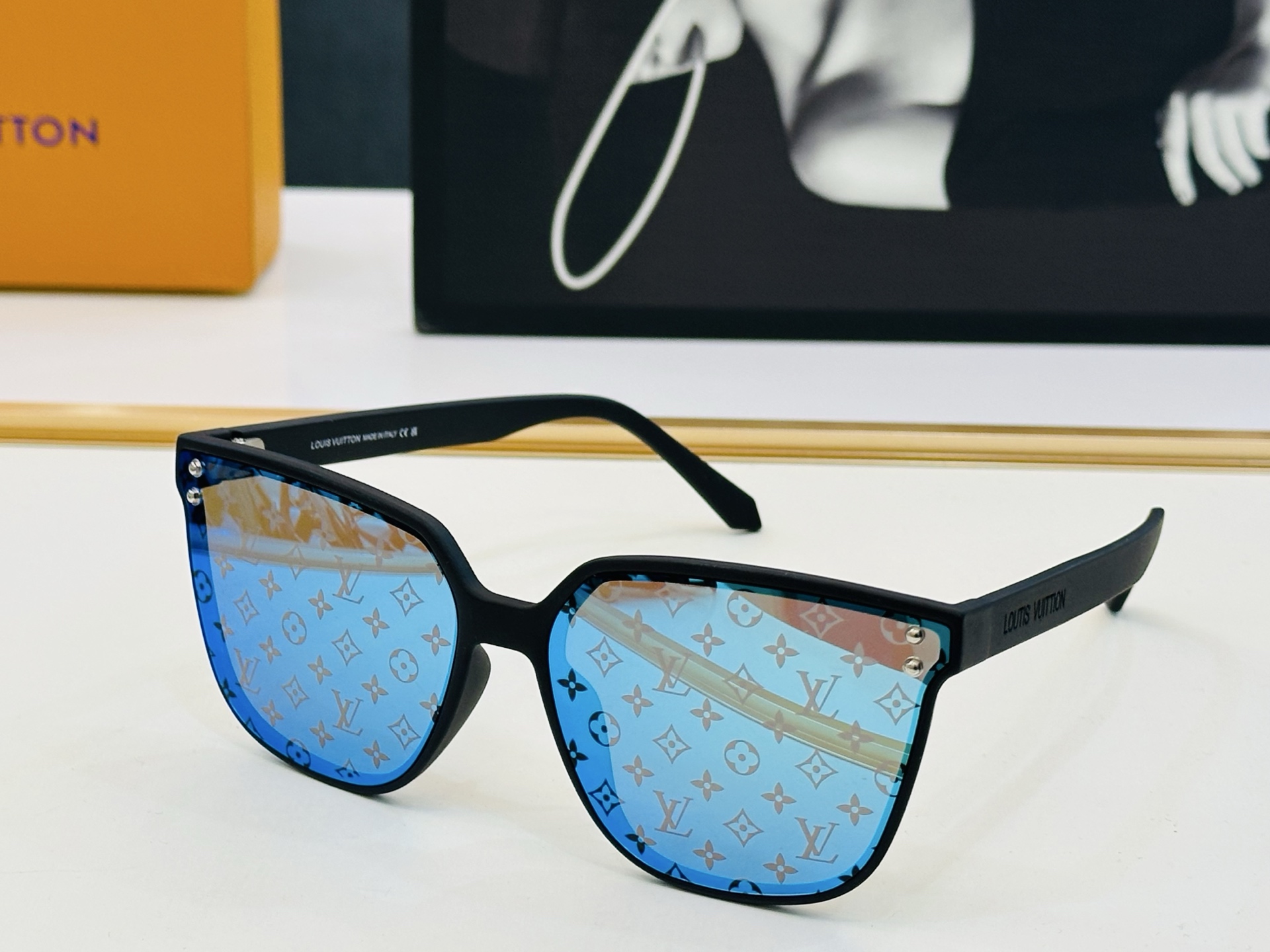 路易家 🎩Z2975W Size：63口17-145 充满活力的 展现独特个性🌟展现大气的你 一高品质 