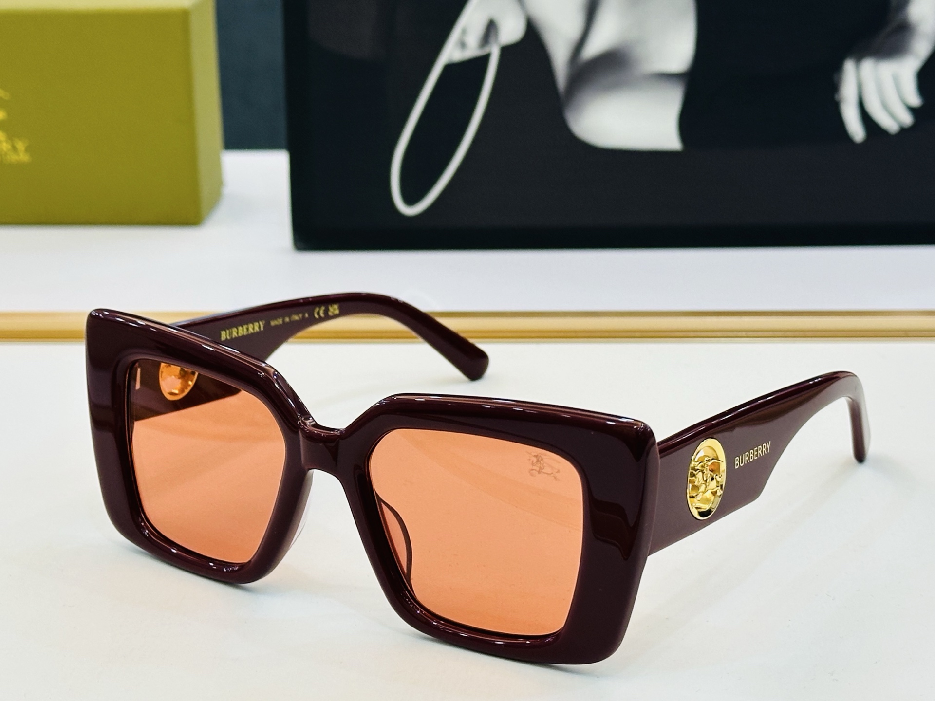 高品质✨BURBERR*✨ 巴家 B5880 Size：52口20-145 女款太阳眼镜[得意]🌲🌲 b