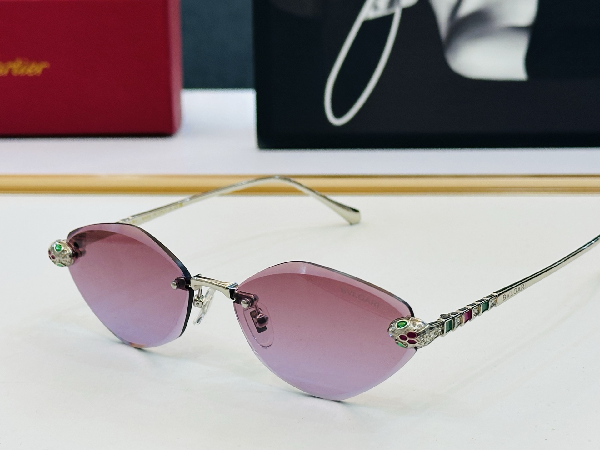 🆕 原版Cartie* 卡家 太阳镜 CT42602U Size：58口17-145电镀工艺精湛大牌品 