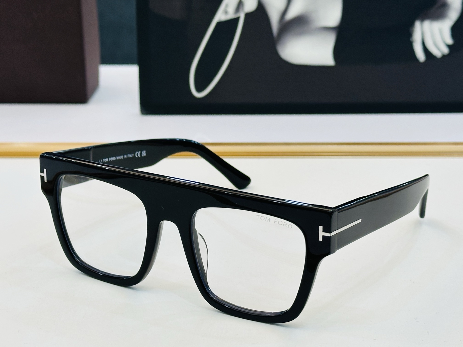 🎉TOM FOR*🎉汤姆家 Model: FT0947 Size：52口22-145 时尚框 板材太阳镜