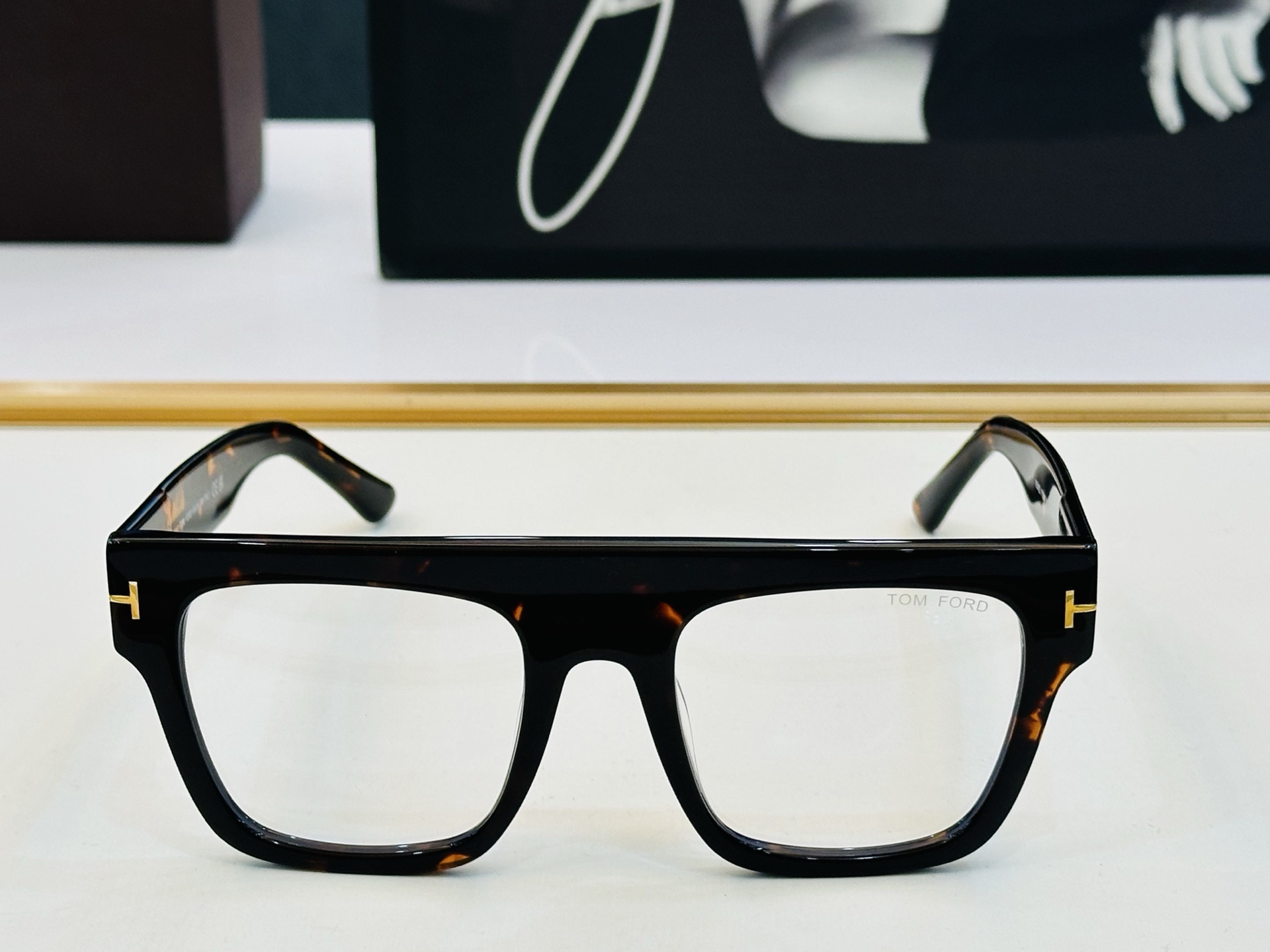 🎉TOM FOR*🎉汤姆家 Model: FT0947 Size：52口22-145 时尚框 板材太阳镜