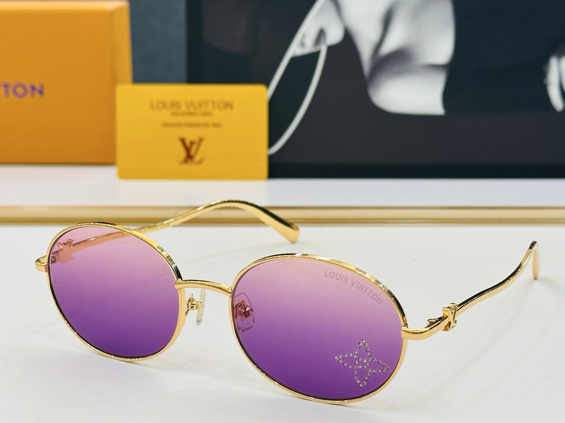 路易家 🎩Z1666LU Size：55口19-145 充满活力的 展现独特个性🌟展现大气的你 K高品质