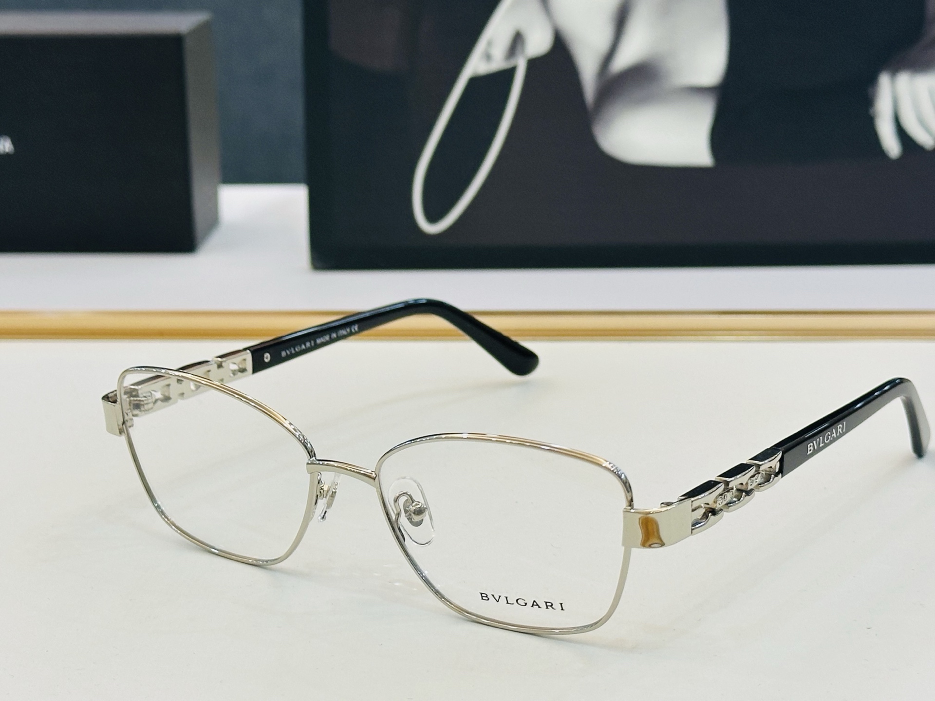 🆕款 官网同售 宝格家 BV50054 👍 Size ：54口16-145 绝对要买😎品质非常完美 L出