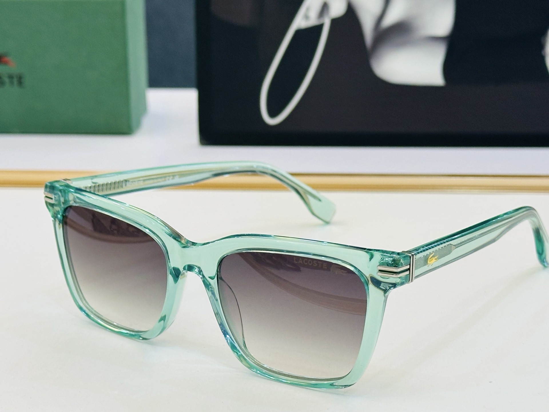 🆕 鳄鱼 LACOSTE 最新款L6056 Size：54口19-145 💫💫时尚舒适 💍Z超轻