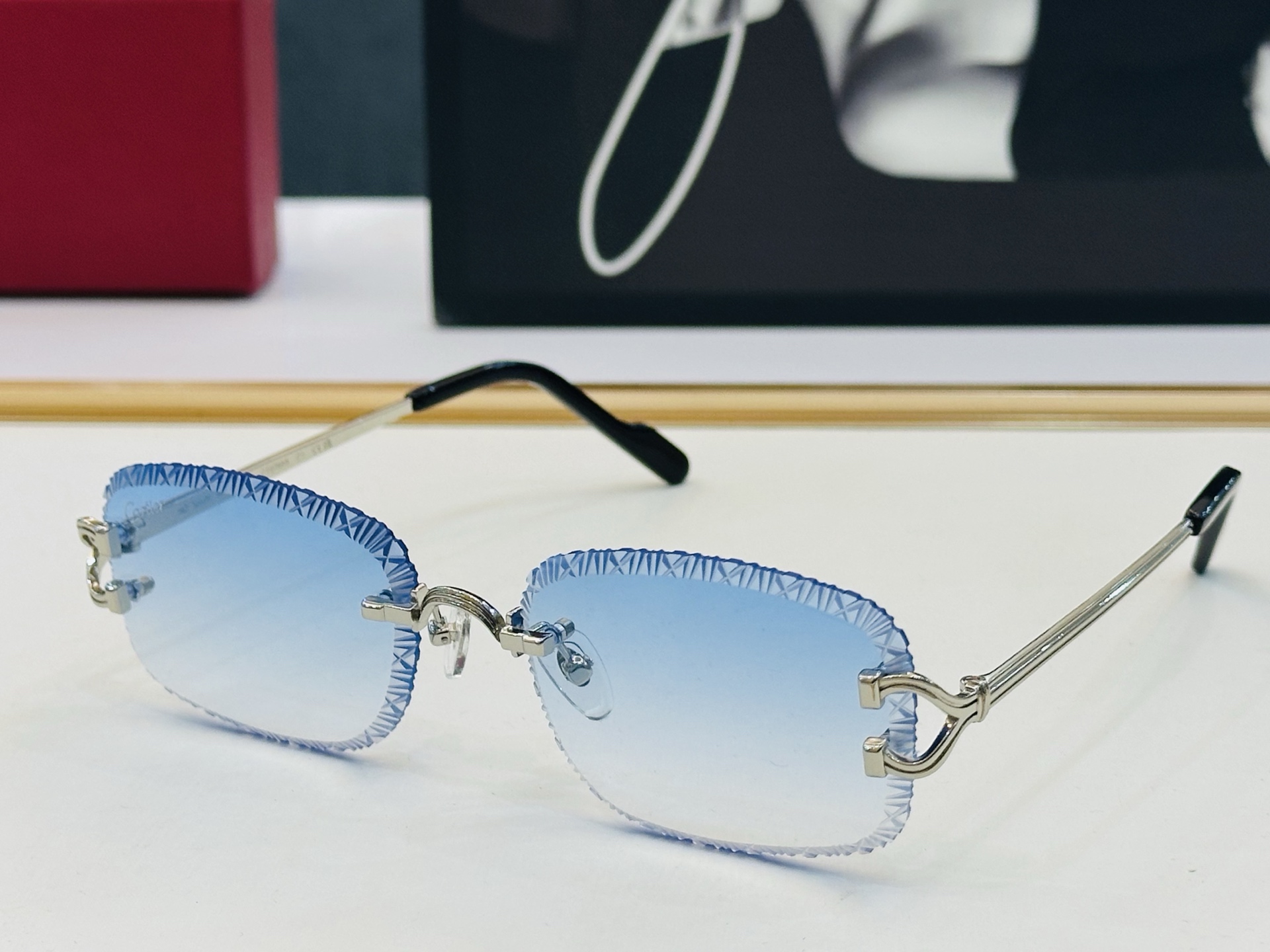 🆕 原版Cartie* 卡家 太阳镜 CT0768S Size：57口17-142 电镀工艺精湛大牌品 