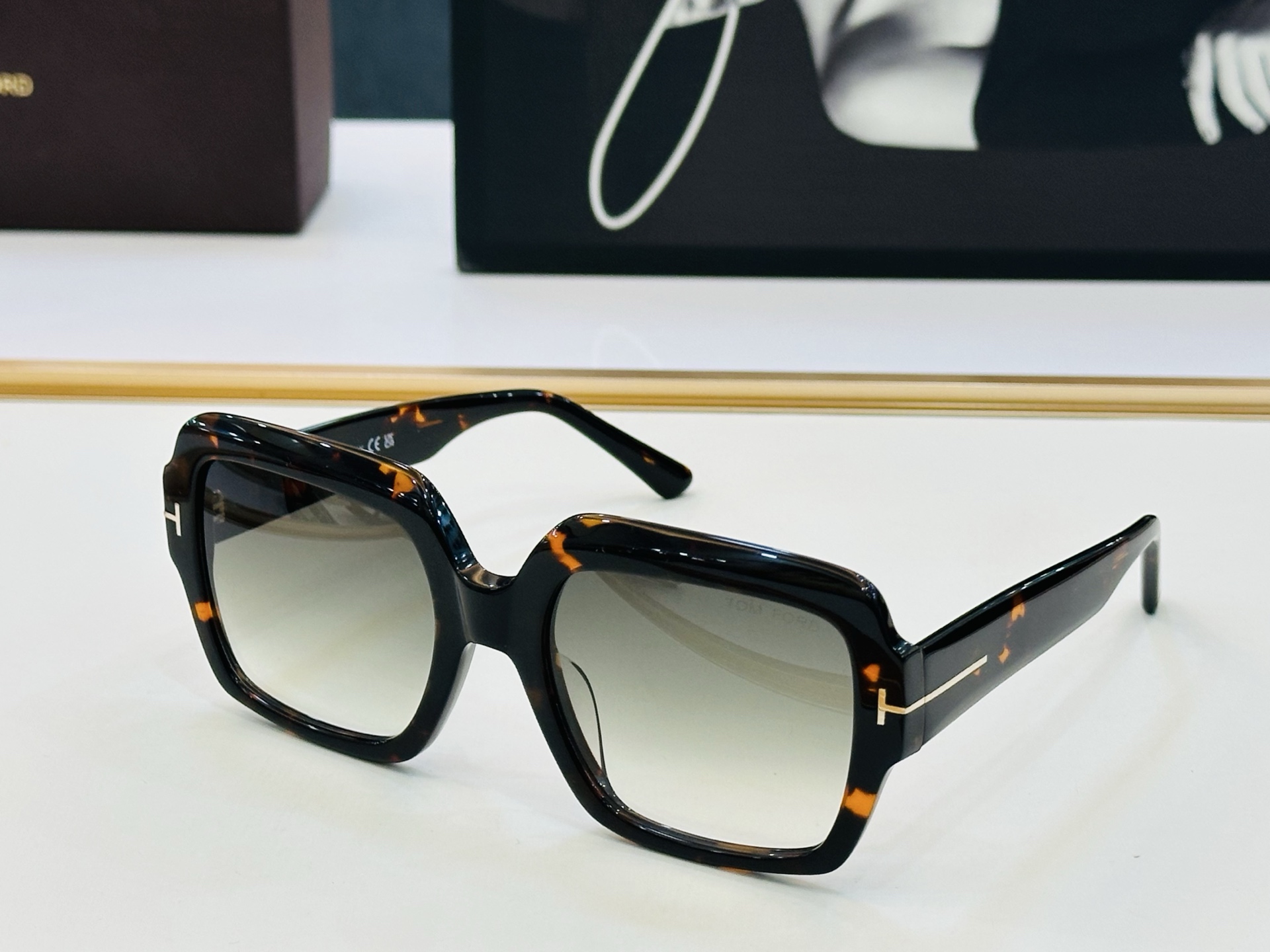 🔺TOM FOR*🔻 汤姆家 官网新款 FT1082 Size：61口12-145 经典时尚 🔝🔝C采用