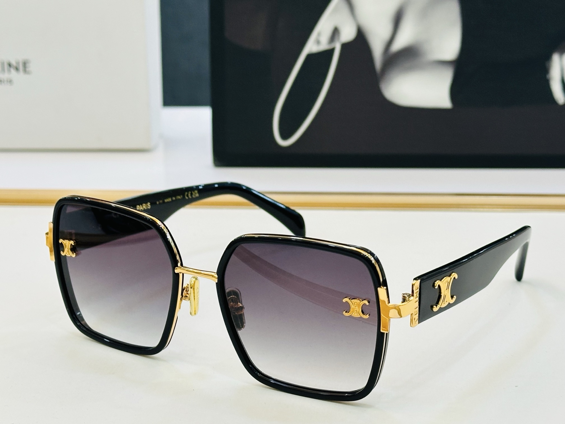 【CELINE】赛琳 CL1464LU Size：57口20-145 一直热销的款式，欧美风 光泽度好 