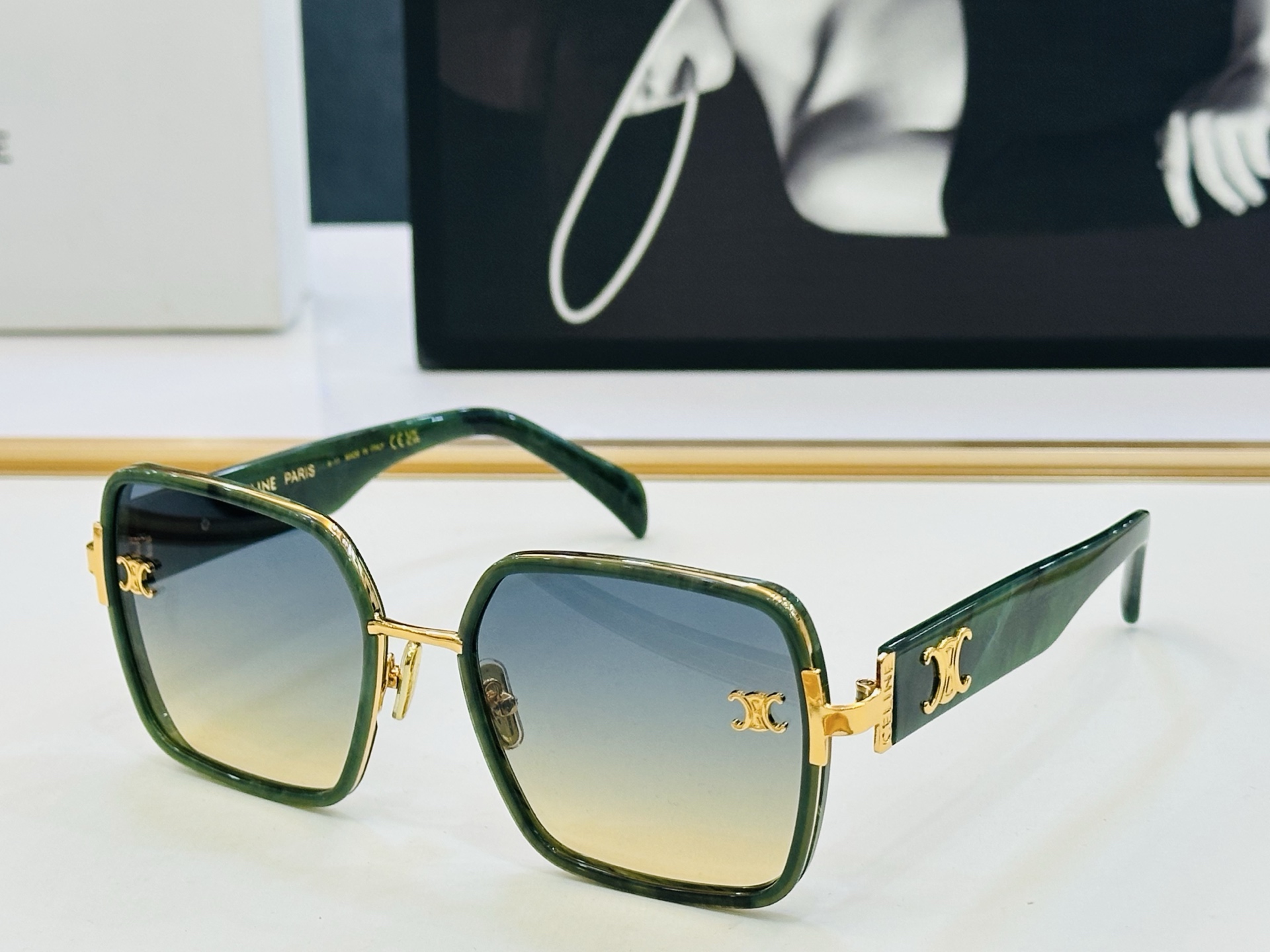 【CELINE】赛琳 CL1464LU Size：57口20-145 一直热销的款式，欧美风 光泽度好 