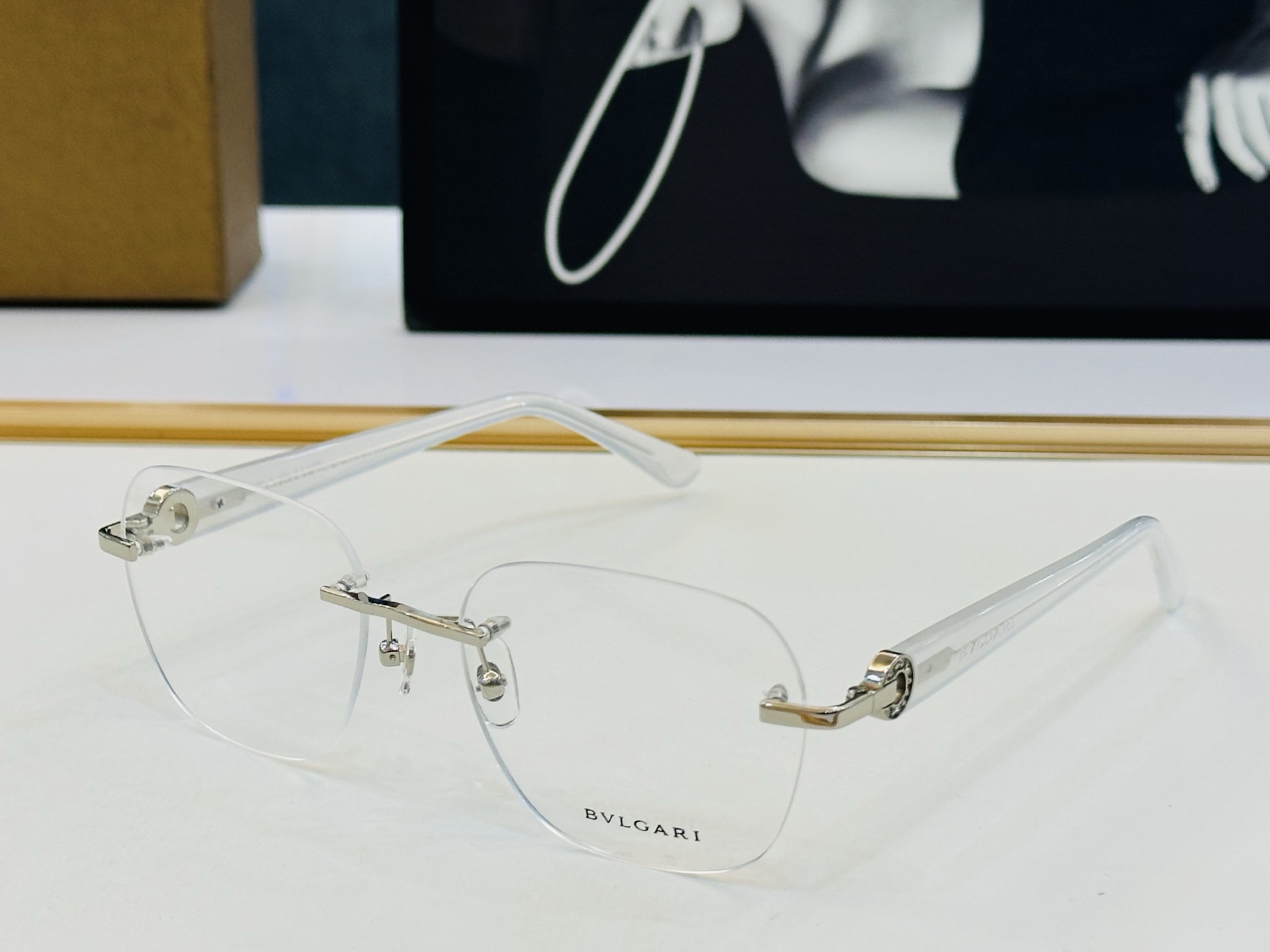 🆕款 官网同售 宝格家 BV50006 👍 Size ：54口18-145 绝对要买😎品质非常完美 L出