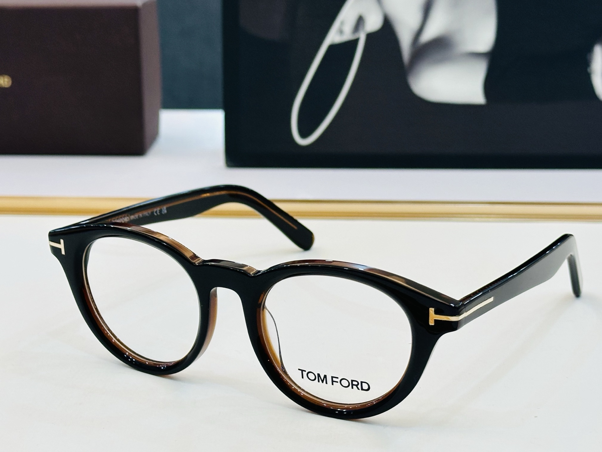 🔺TOM FOR*🔻 汤姆家 官网新款 FT5931 Size：50口21-145 经典时尚 🔝🔝Z采用