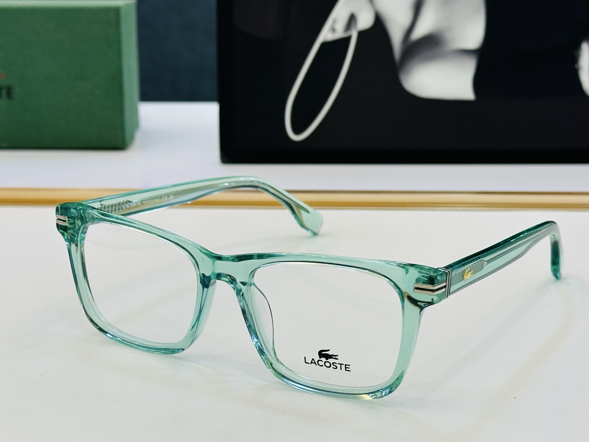 🆕 鳄鱼 LACOSTE 最新款L6050 Size：54口19-145 💫💫时尚舒适 💍Z超轻 配光架