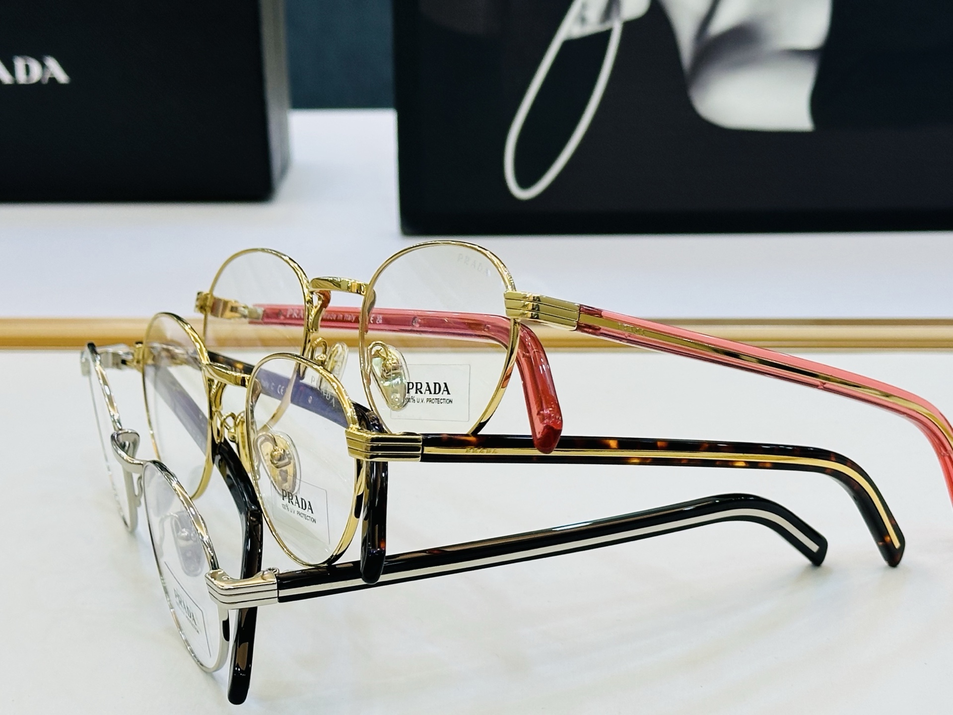 🔺PRAD*🔻普家 PR C53V Size：52口22-145 眼镜系列堪称精湛制作 彰显独特个 一最