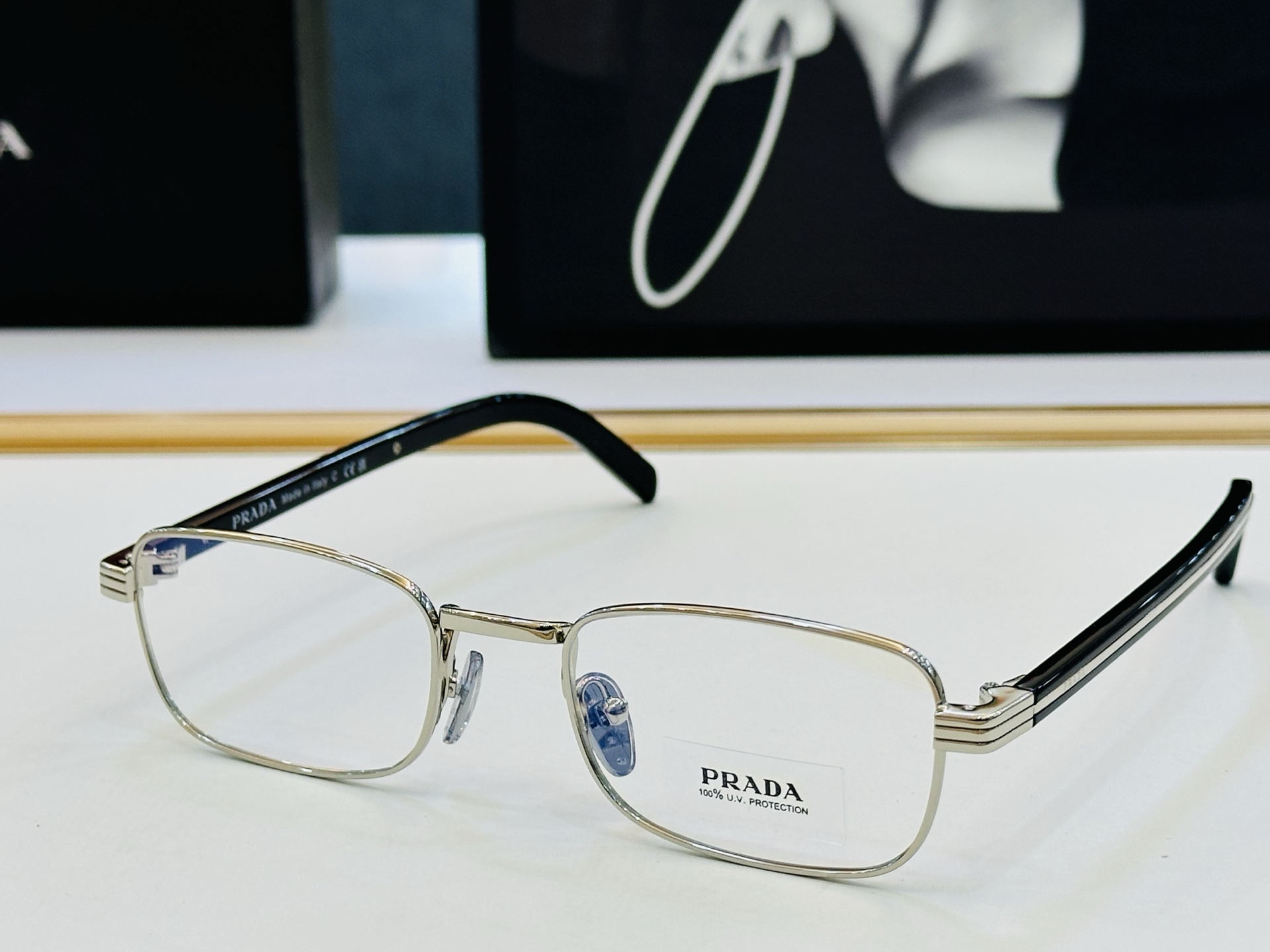 🔺PRAD*🔻普家 PR C54V Size：52口22-145 眼镜系列堪称精湛制作 彰显独特个 一最