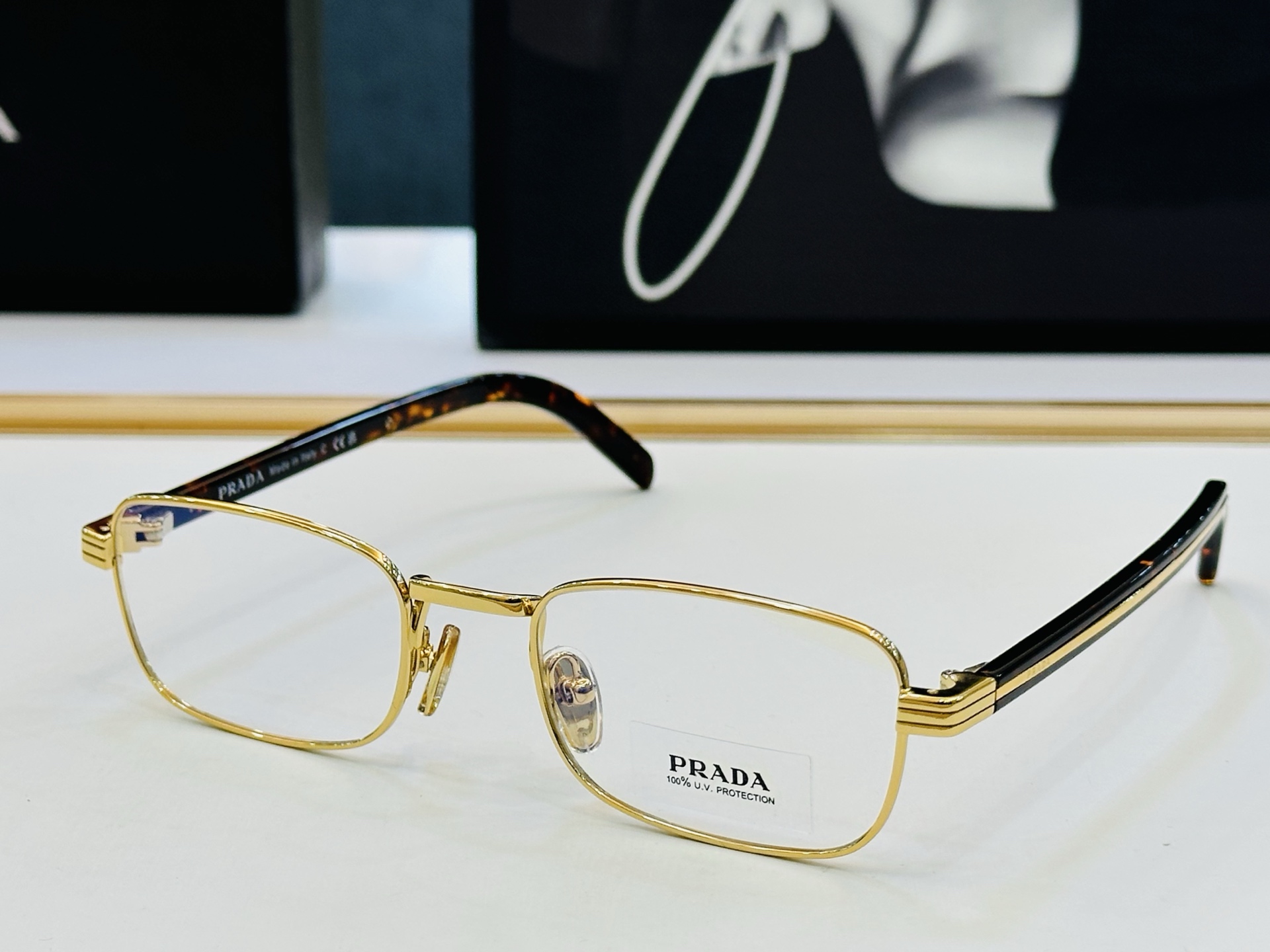 🔺PRAD*🔻普家 PR C54V Size：52口22-145 眼镜系列堪称精湛制作 彰显独特个 一最