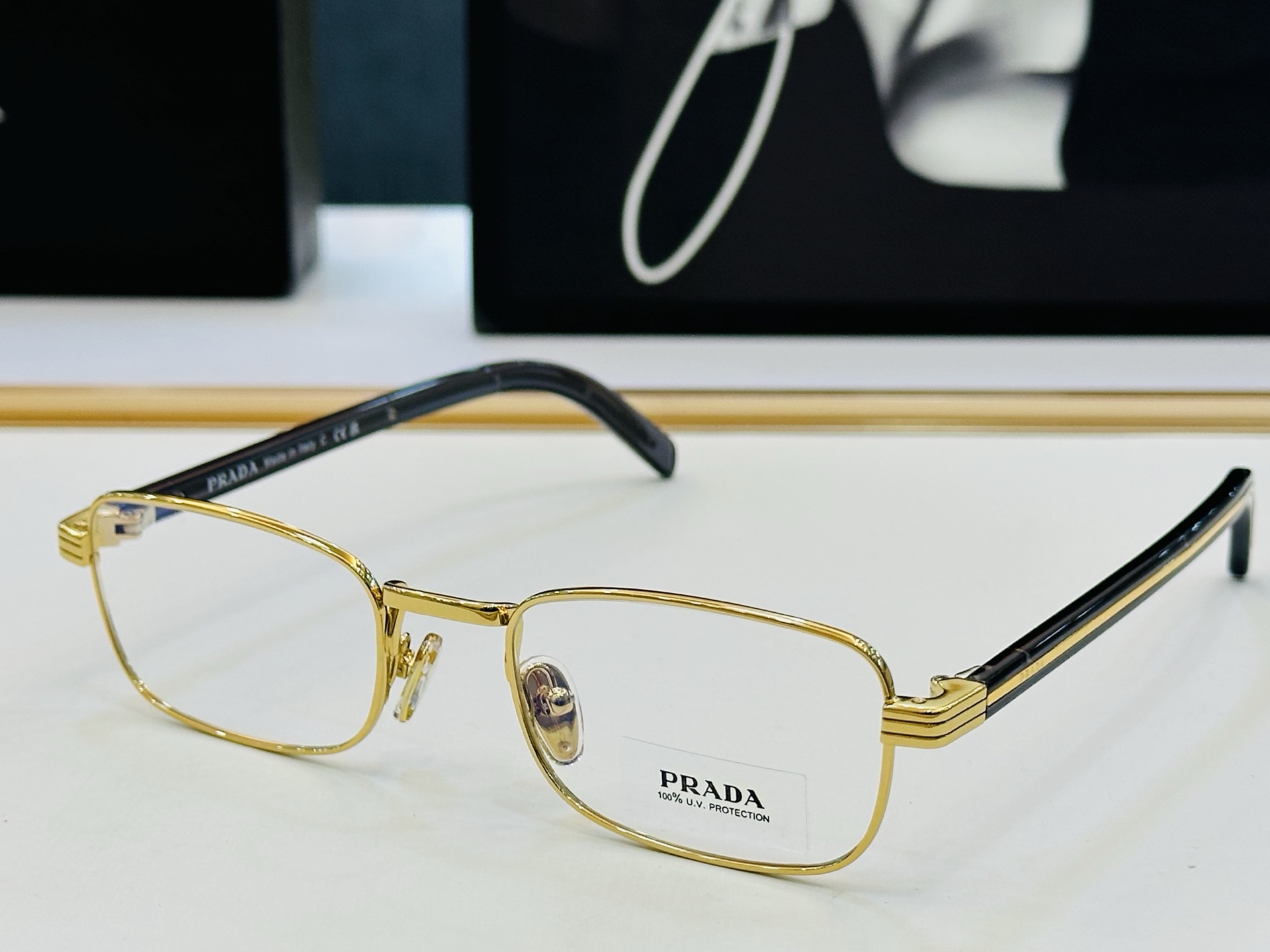 🔺PRAD*🔻普家 PR C54V Size：52口22-145 眼镜系列堪称精湛制作 彰显独特个 一最
