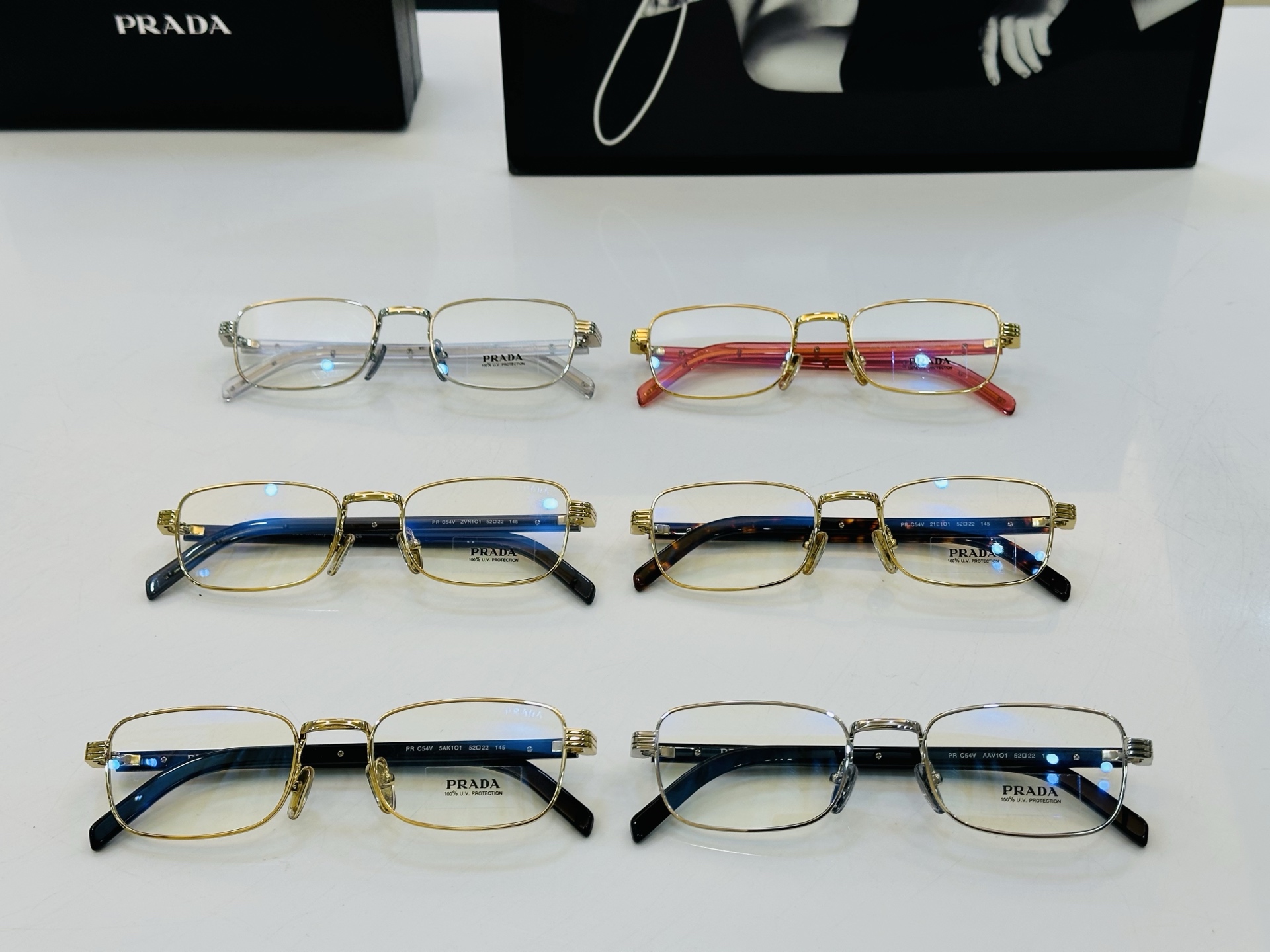 🔺PRAD*🔻普家 PR C54V Size：52口22-145 眼镜系列堪称精湛制作 彰显独特个 一最