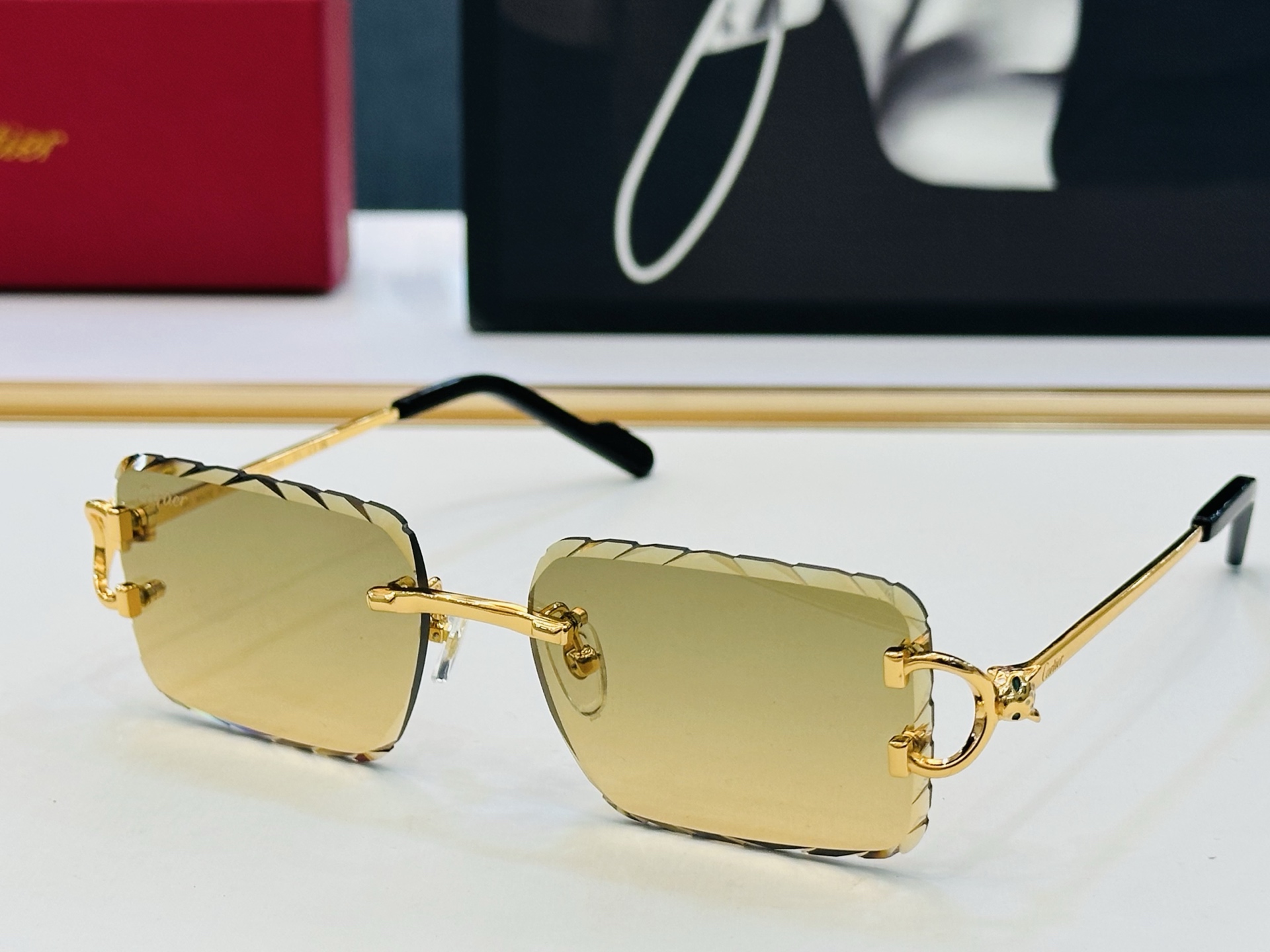 Cartie* 卡家 CT0758S 太阳镜 Size：55口17-140工艺精湛气质十足！bm男女同款