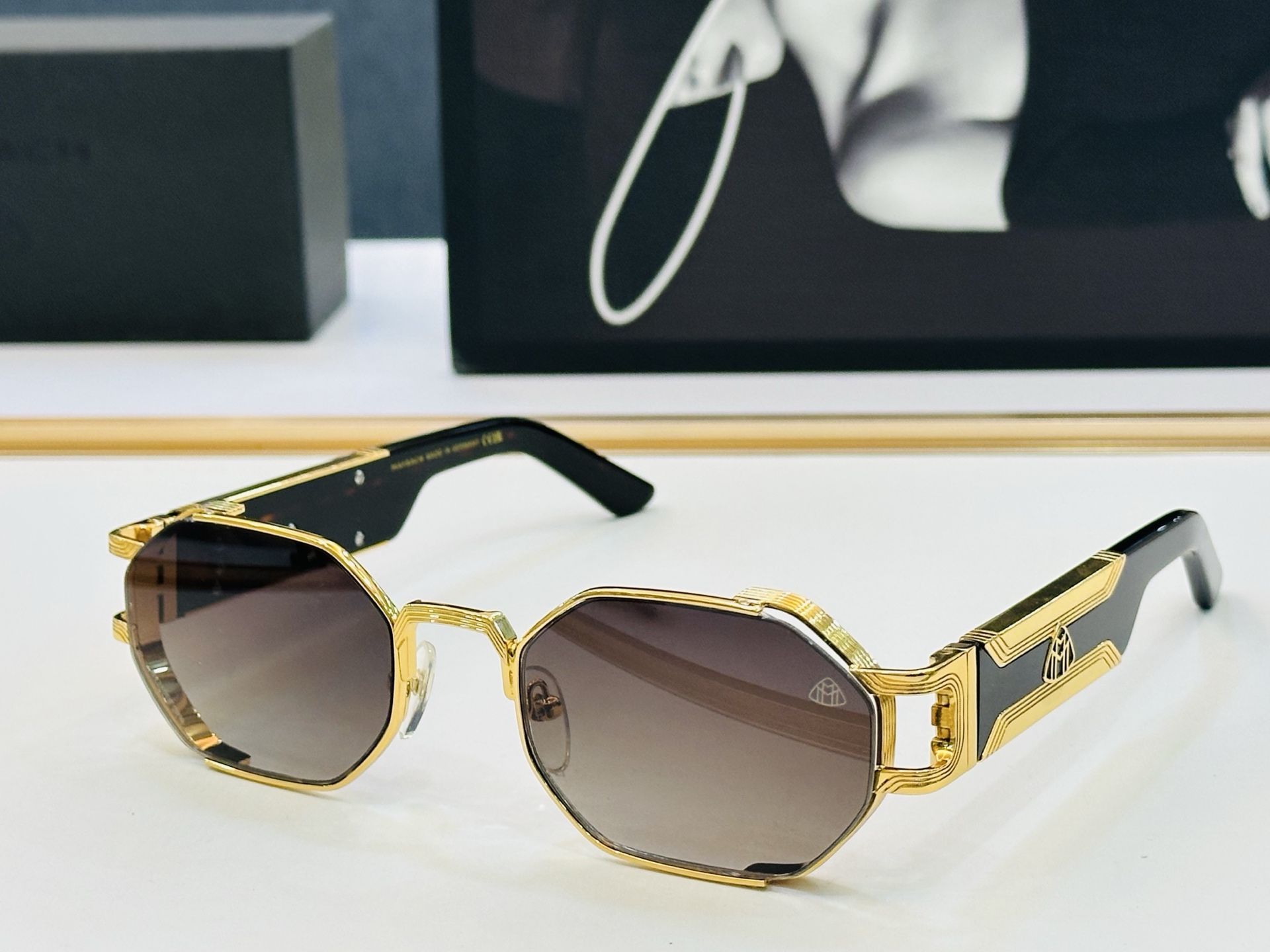 高品质 迈巴赫 🎉🎉做工精美💕💕MAYBAC*H Z158 Size：55口22-143 质感十足 b👍