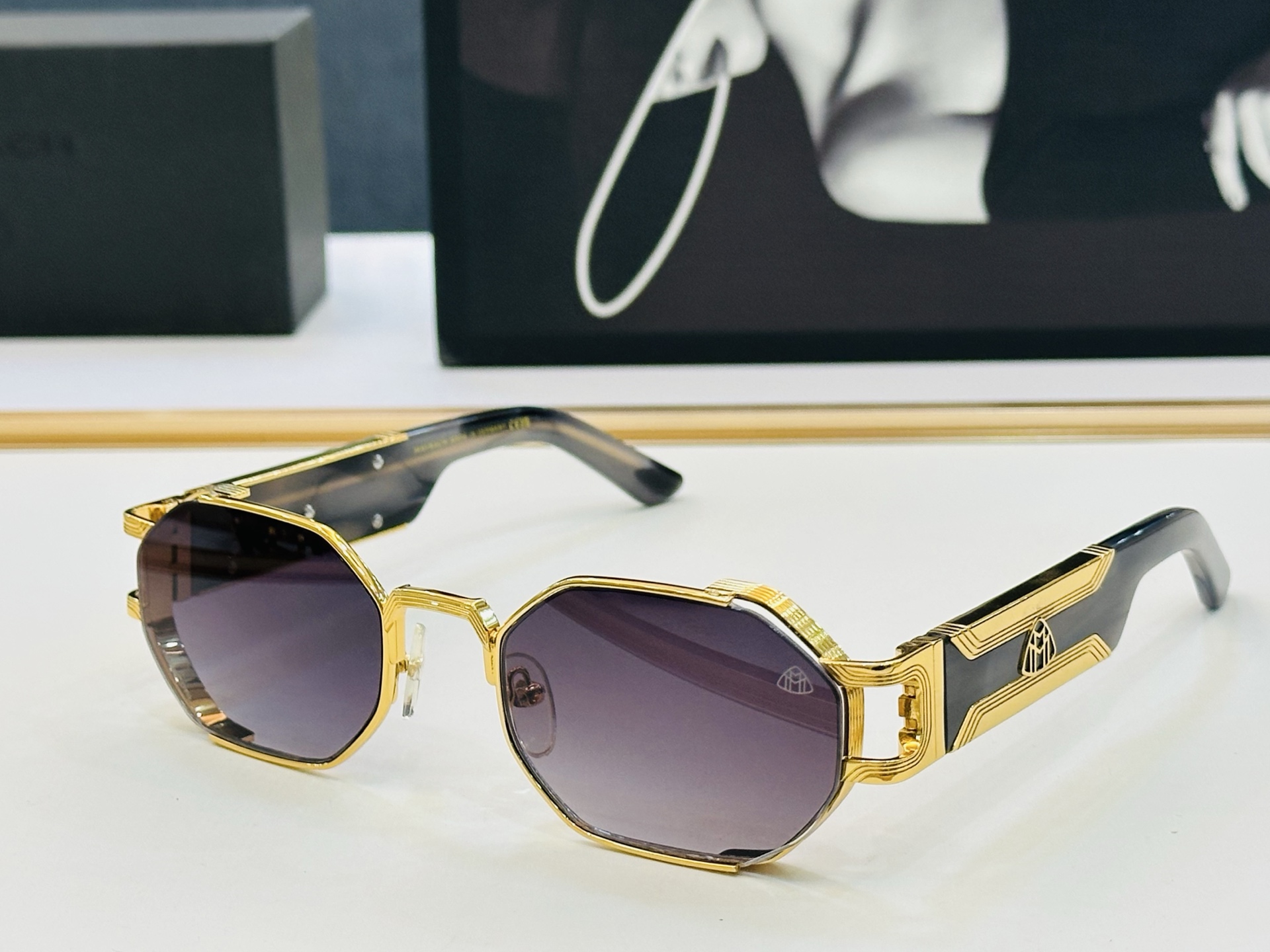 高品质 迈巴赫 🎉🎉做工精美💕💕MAYBAC*H Z158 Size：55口22-143 质感十足 b👍