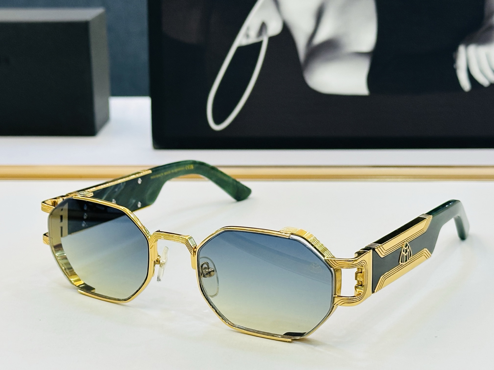 高品质 迈巴赫 🎉🎉做工精美💕💕MAYBAC*H Z158 Size：55口22-143 质感十足 b👍