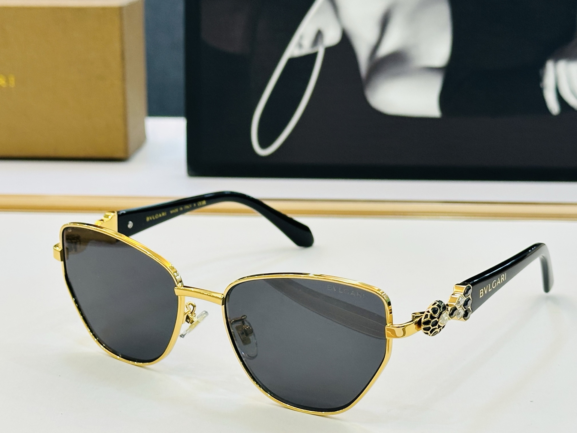 🆕款 官网同售 宝格家 BV1809LU 👍 Size ：56口17-145 绝对要买😎品质非常完美 b