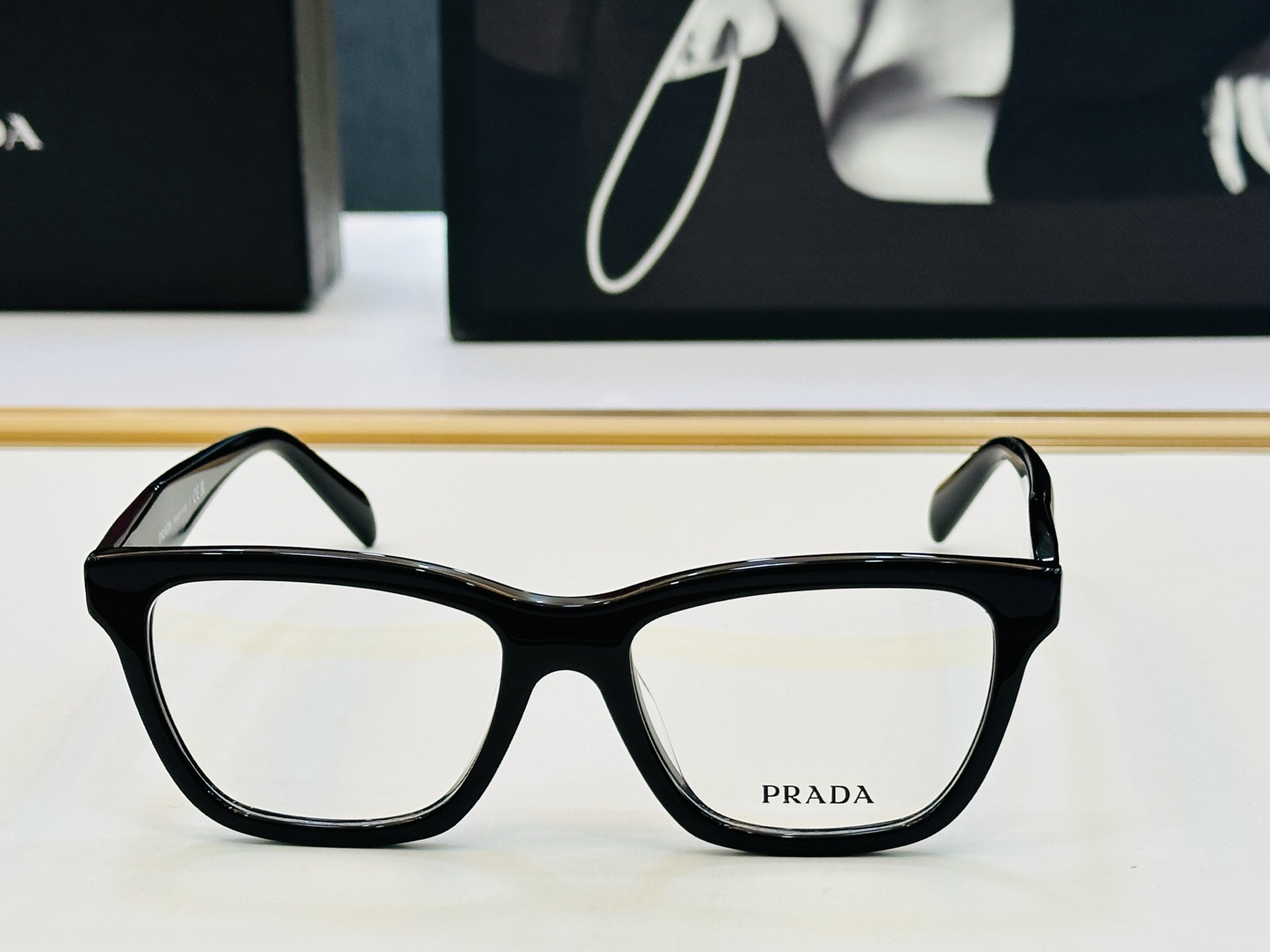 🔺PRAD*🔻普家 PR C10V Size：54口17-145 眼镜系列堪称精湛制作 彰显独特个 C最