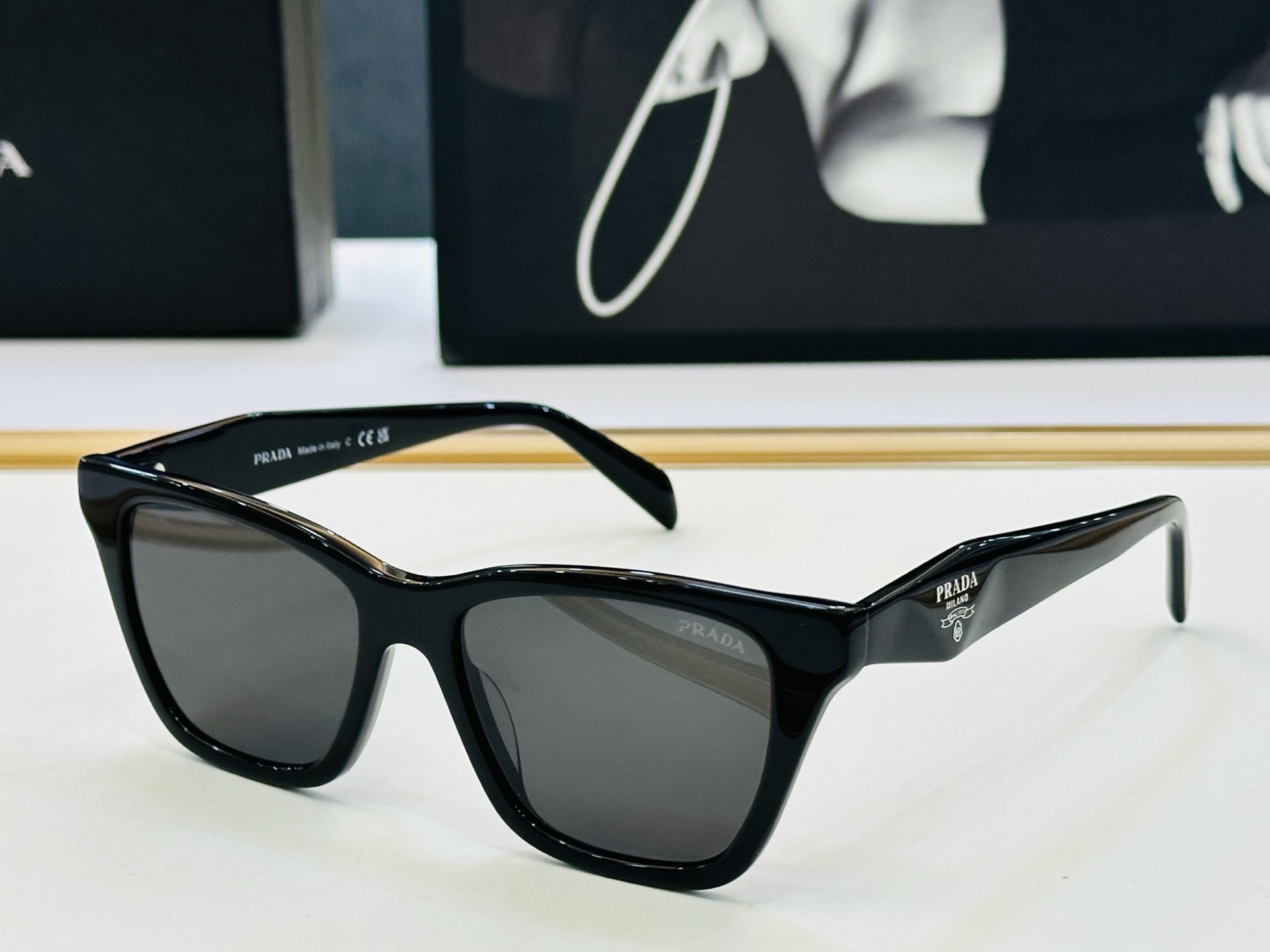 🔺PRAD*🔻普家 PR C07 Size：51口18-145 眼镜系列堪称精湛制作 彰显独特个 C最新